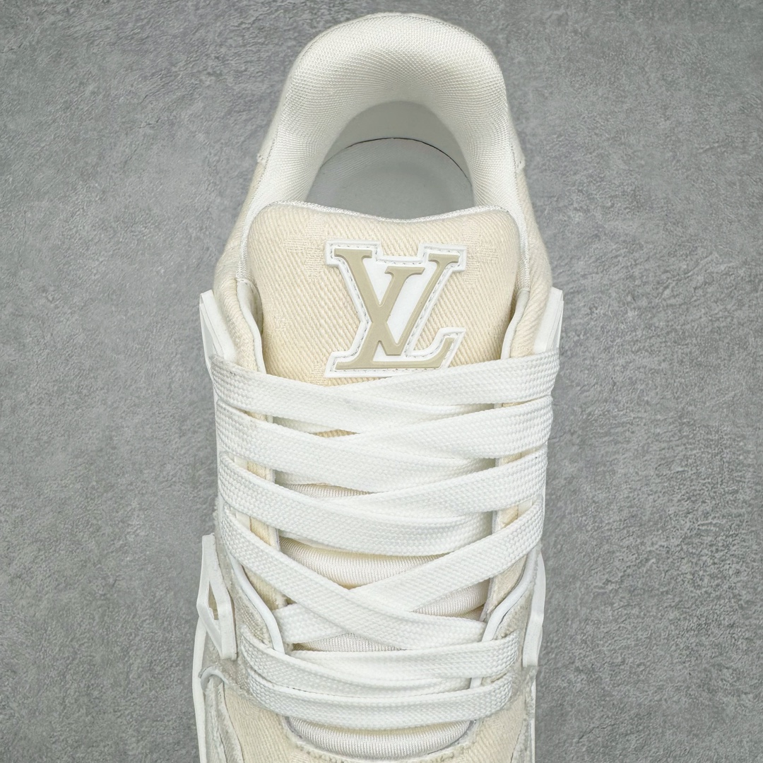 图片[5]-＃GD广顶 Louis Vuitton Trainer lv路易威登时装走秀运动时尚板鞋 外贸零售特供批次 2023全新纸板数据 印花高频效果碾压市面 市售天花板产物 耗时半年巨作 全套原厂新版原纸板楦头开发 原厂特供皮料加持 市场所有版本中综合最强的货品 GD实力大厂出品 全网最全配色更新最快 最成熟的做工稳定的品控 完美鞋型超高的清洁度 零毛边线头瑕疵 全套原楦原纸版原鞋开模 全网最具灵魂的版型 正确原装黄色鞋盒 正确中底印花 鞋面印花3D高频深度立体 全鞋电脑针车 紧密相连 针距密度一致 环保乳胶注塑鞋垫 厚度脚感还原原版 皮面裁剪部位 统一油边封口工艺 原装橡胶大底含胶量大底组合零偏差 专柜全套包装 防尘袋 说明书 质保卡 男女鞋 尺码：35 36 37 38 39 40 41 42 43 44 45-选品中心