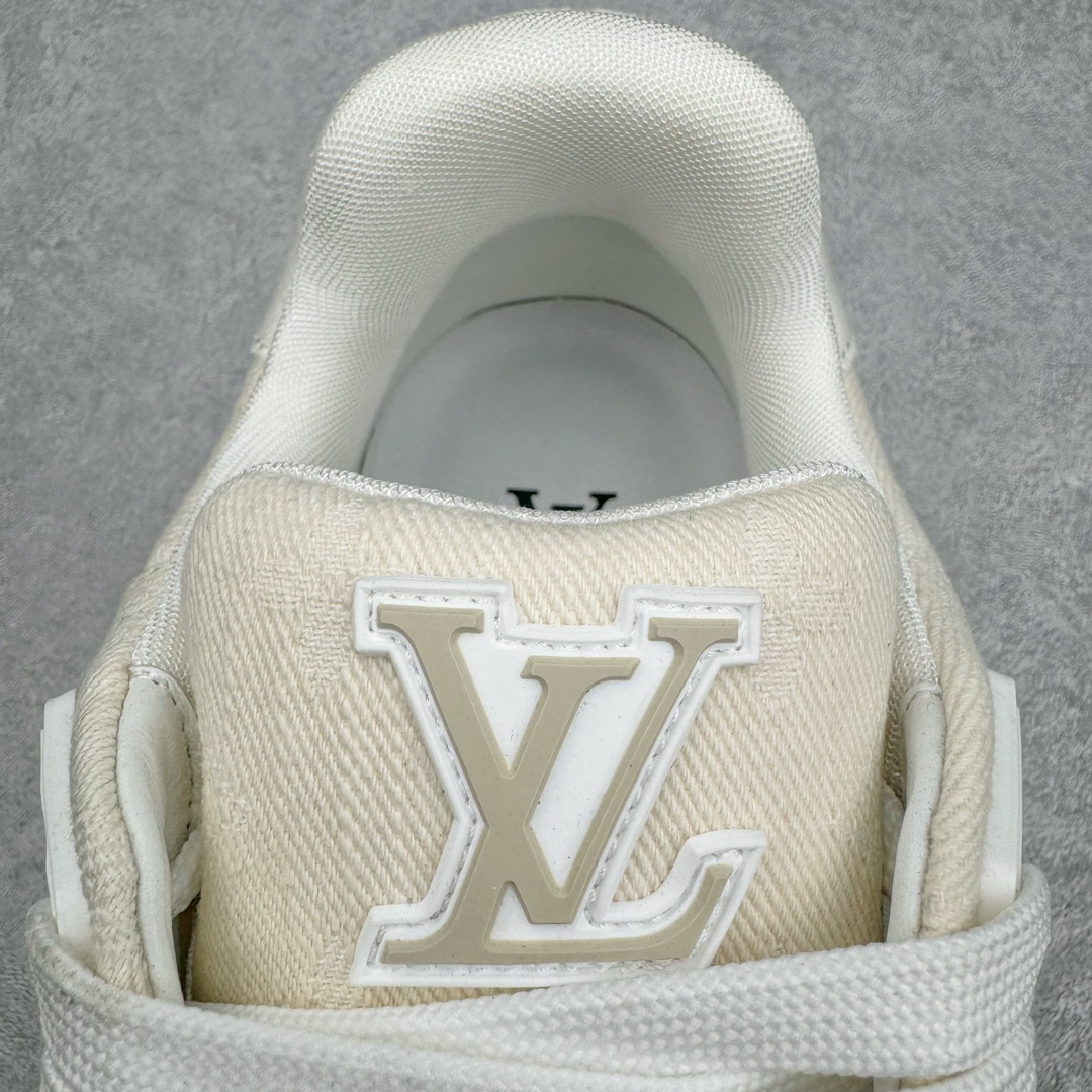 图片[13]-＃GD广顶 Louis Vuitton Trainer lv路易威登时装走秀运动时尚板鞋 外贸零售特供批次 2023全新纸板数据 印花高频效果碾压市面 市售天花板产物 耗时半年巨作 全套原厂新版原纸板楦头开发 原厂特供皮料加持 市场所有版本中综合最强的货品 GD实力大厂出品 全网最全配色更新最快 最成熟的做工稳定的品控 完美鞋型超高的清洁度 零毛边线头瑕疵 全套原楦原纸版原鞋开模 全网最具灵魂的版型 正确原装黄色鞋盒 正确中底印花 鞋面印花3D高频深度立体 全鞋电脑针车 紧密相连 针距密度一致 环保乳胶注塑鞋垫 厚度脚感还原原版 皮面裁剪部位 统一油边封口工艺 原装橡胶大底含胶量大底组合零偏差 专柜全套包装 防尘袋 说明书 质保卡 男女鞋 尺码：35 36 37 38 39 40 41 42 43 44 45-选品中心