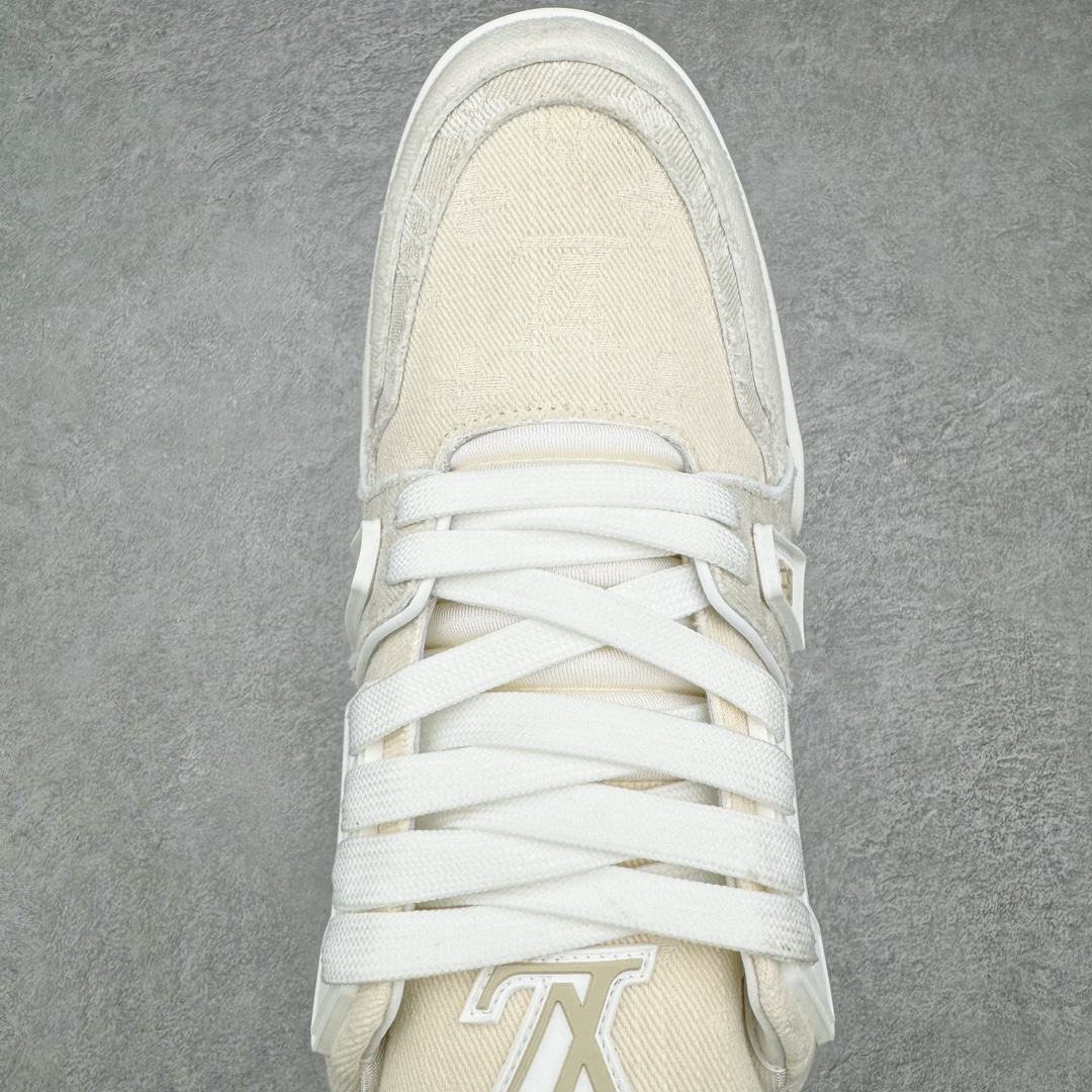 图片[4]-＃GD广顶 Louis Vuitton Trainer lv路易威登时装走秀运动时尚板鞋 外贸零售特供批次 2023全新纸板数据 印花高频效果碾压市面 市售天花板产物 耗时半年巨作 全套原厂新版原纸板楦头开发 原厂特供皮料加持 市场所有版本中综合最强的货品 GD实力大厂出品 全网最全配色更新最快 最成熟的做工稳定的品控 完美鞋型超高的清洁度 零毛边线头瑕疵 全套原楦原纸版原鞋开模 全网最具灵魂的版型 正确原装黄色鞋盒 正确中底印花 鞋面印花3D高频深度立体 全鞋电脑针车 紧密相连 针距密度一致 环保乳胶注塑鞋垫 厚度脚感还原原版 皮面裁剪部位 统一油边封口工艺 原装橡胶大底含胶量大底组合零偏差 专柜全套包装 防尘袋 说明书 质保卡 男女鞋 尺码：35 36 37 38 39 40 41 42 43 44 45-选品中心