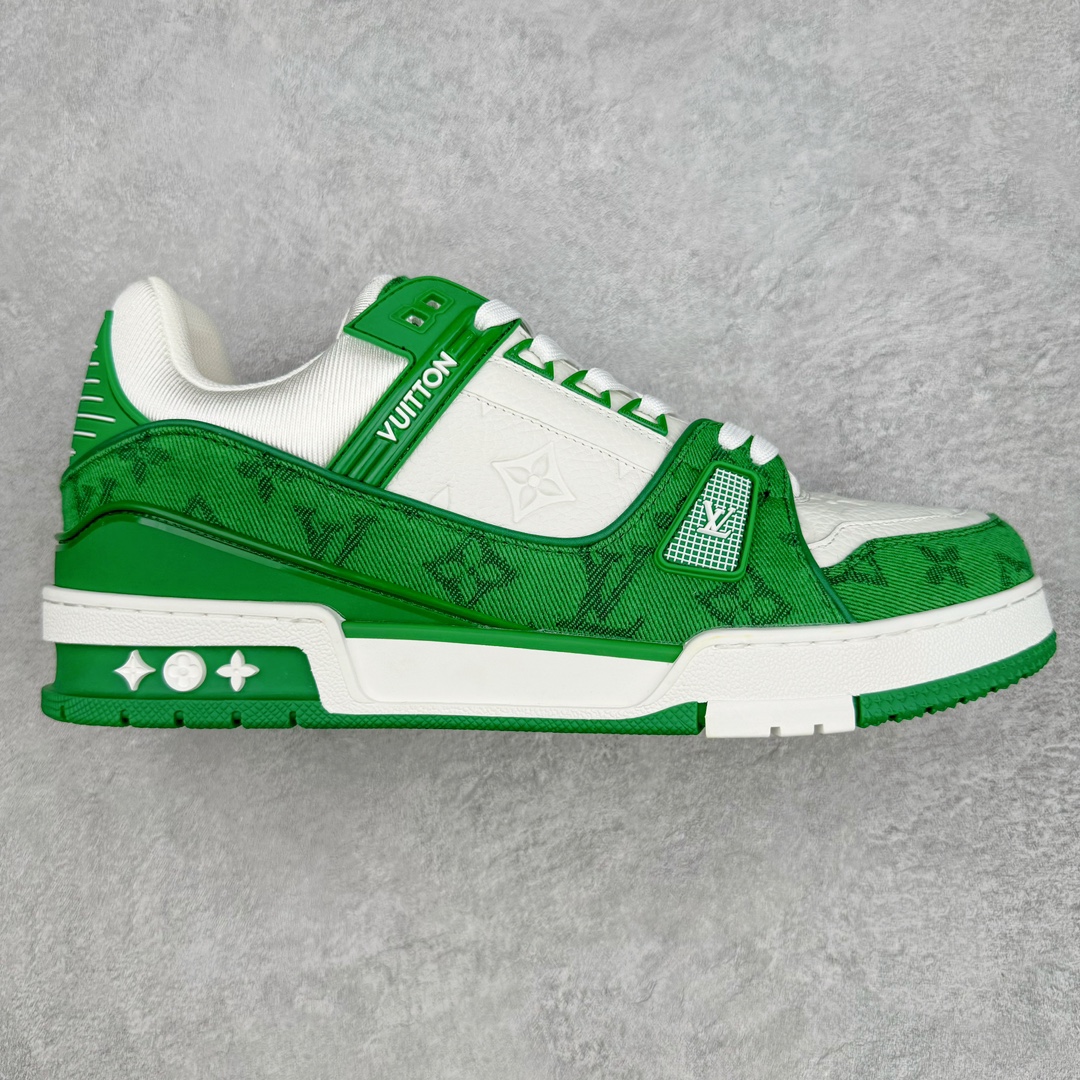 图片[6]-＃GD广顶 Louis Vuitton Trainer lv路易威登时装走秀运动时尚板鞋 外贸零售特供批次 2023全新纸板数据 印花高频效果碾压市面 市售天花板产物 耗时半年巨作 全套原厂新版原纸板楦头开发 原厂特供皮料加持 市场所有版本中综合最强的货品 GD实力大厂出品 全网最全配色更新最快 最成熟的做工稳定的品控 完美鞋型超高的清洁度 零毛边线头瑕疵 全套原楦原纸版原鞋开模 全网最具灵魂的版型 正确原装黄色鞋盒 正确中底印花 鞋面印花3D高频深度立体 全鞋电脑针车 紧密相连 针距密度一致 环保乳胶注塑鞋垫 厚度脚感还原原版 皮面裁剪部位 统一油边封口工艺 原装橡胶大底含胶量大底组合零偏差 专柜全套包装 防尘袋 说明书 质保卡 男女鞋 尺码：35 36 37 38 39 40 41 42 43 44 45-选品中心