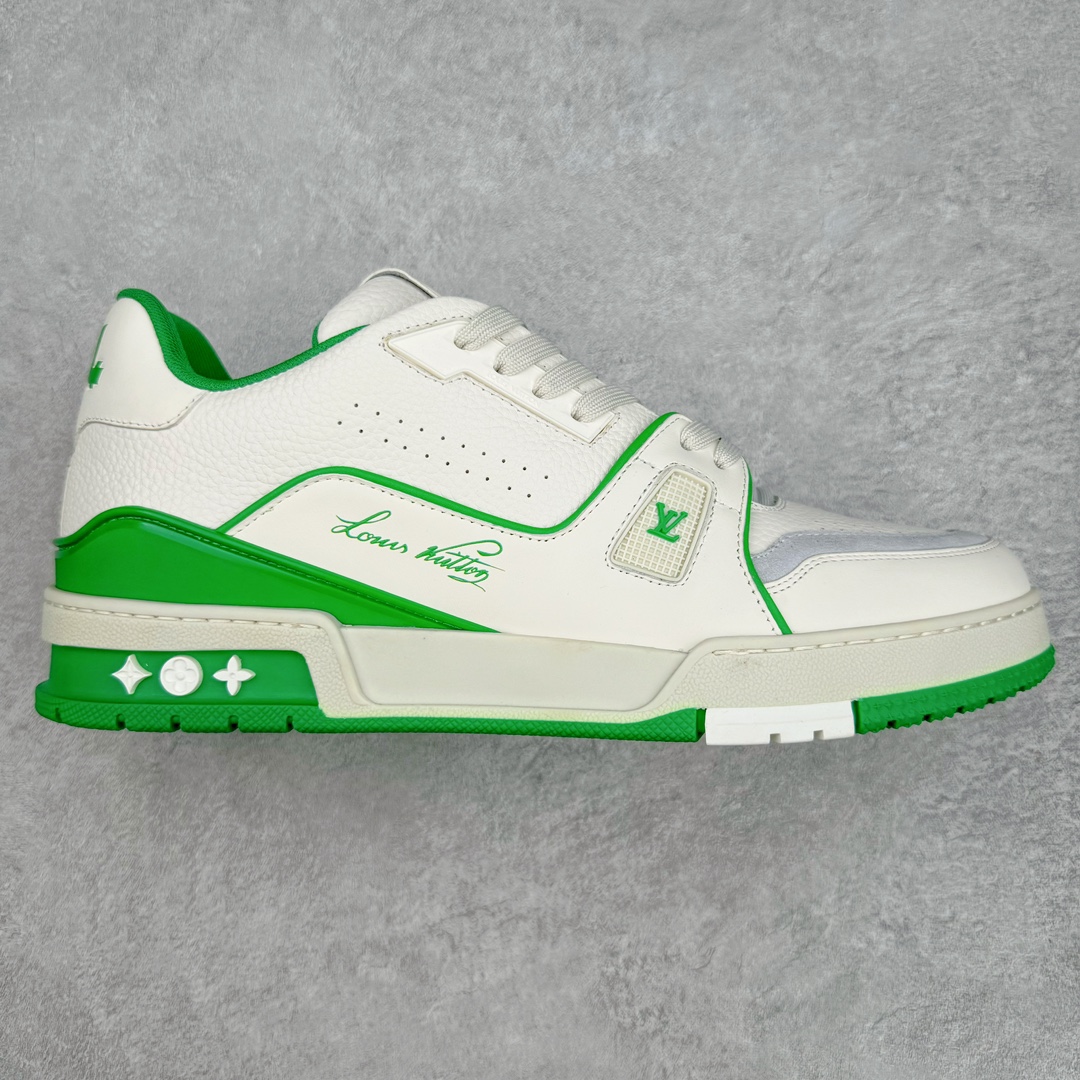 图片[8]-＃GD广顶 Louis Vuitton Trainer lv路易威登时装走秀运动时尚板鞋 外贸零售特供批次 2023全新纸板数据 印花高频效果碾压市面 市售天花板产物 耗时半年巨作 全套原厂新版原纸板楦头开发 原厂特供皮料加持 市场所有版本中综合最强的货品 GD实力大厂出品 全网最全配色更新最快 最成熟的做工稳定的品控 完美鞋型超高的清洁度 零毛边线头瑕疵 全套原楦原纸版原鞋开模 全网最具灵魂的版型 正确原装黄色鞋盒 正确中底印花 鞋面印花3D高频深度立体 全鞋电脑针车 紧密相连 针距密度一致 环保乳胶注塑鞋垫 厚度脚感还原原版 皮面裁剪部位 统一油边封口工艺 原装橡胶大底含胶量大底组合零偏差 专柜全套包装 防尘袋 说明书 质保卡 男女鞋 尺码：35 36 37 38 39 40 41 42 43 44 45-选品中心