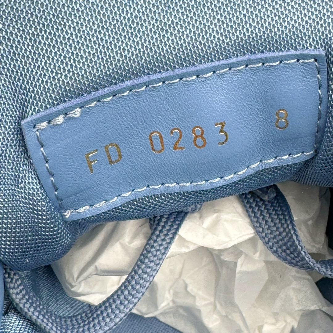 图片[10]-＃GD广顶 Louis Vuitton Trainer lv路易威登时装走秀运动时尚板鞋 外贸零售特供批次 2023全新纸板数据 印花高频效果碾压市面 市售天花板产物 耗时半年巨作 全套原厂新版原纸板楦头开发 原厂特供皮料加持 市场所有版本中综合最强的货品 GD实力大厂出品 全网最全配色更新最快 最成熟的做工稳定的品控 完美鞋型超高的清洁度 零毛边线头瑕疵 全套原楦原纸版原鞋开模 全网最具灵魂的版型 正确原装黄色鞋盒 正确中底印花 鞋面印花3D高频深度立体 全鞋电脑针车 紧密相连 针距密度一致 环保乳胶注塑鞋垫 厚度脚感还原原版 皮面裁剪部位 统一油边封口工艺 原装橡胶大底含胶量大底组合零偏差 专柜全套包装 防尘袋 说明书 质保卡 男女鞋 尺码：35 36 37 38 39 40 41 42 43 44 45-选品中心