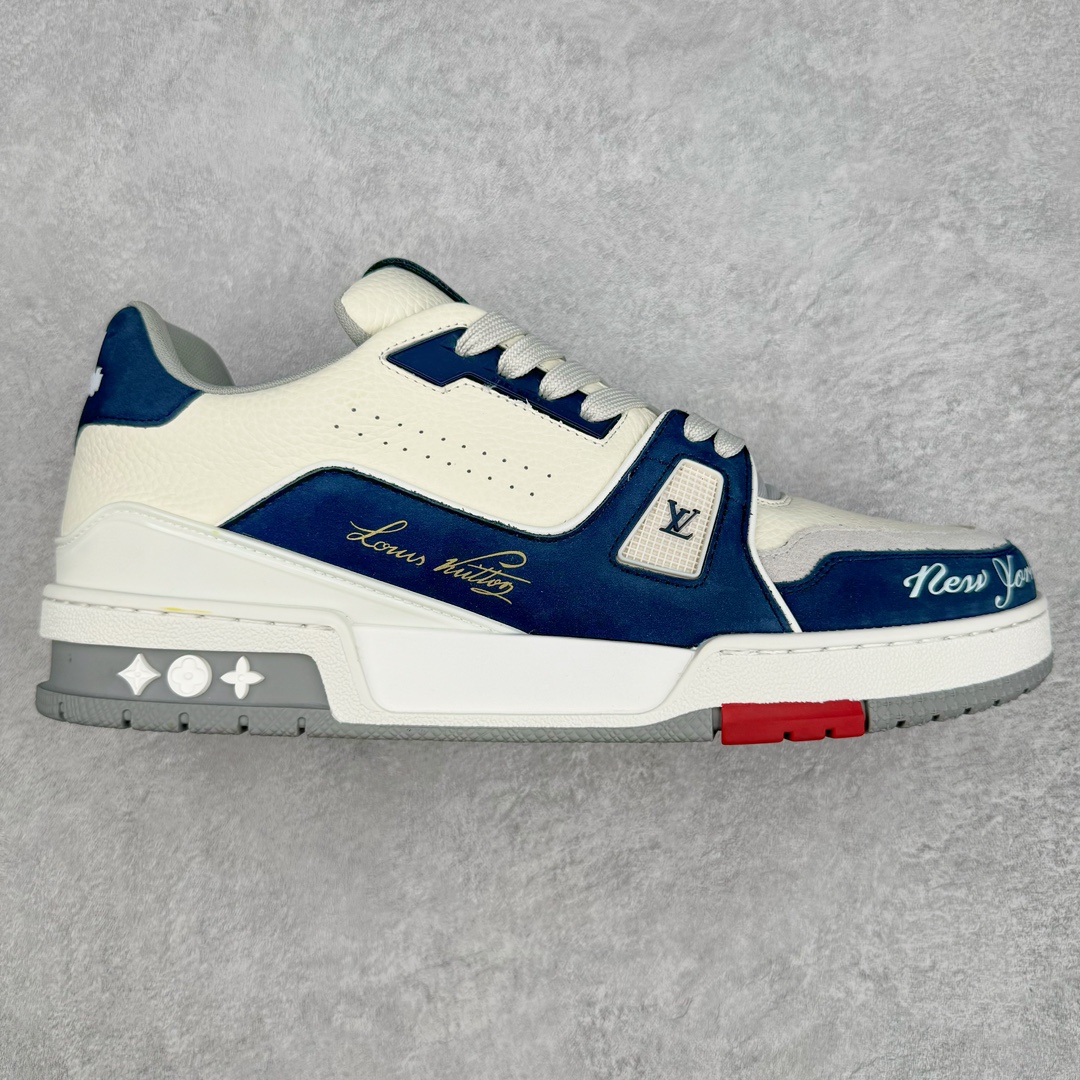 ＃GD广顶 Louis Vuitton Trainer lv路易威登时装走秀运动时尚板鞋 外贸零售特供批次 2023全新纸板数据 印花高频效果碾压市面 市售天花板产物 耗时半年巨作 全套原厂新版原纸板楦头开发 原厂特供皮料加持 市场所有版本中综合最强的货品 GD实力大厂出品 全网最全配色更新最快 最成熟的做工稳定的品控 完美鞋型超高的清洁度 零毛边线头瑕疵 全套原楦原纸版原鞋开模 全网最具灵魂的版型 正确原装黄色鞋盒 正确中底印花 鞋面印花3D高频深度立体 全鞋电脑针车 紧密相连 针距密度一致 环保乳胶注塑鞋垫 厚度脚感还原原版 皮面裁剪部位 统一油边封口工艺 原装橡胶大底含胶量大底组合零偏差 专柜全套包装 防尘袋 说明书 质保卡 男女鞋 尺码：35 36 37 38 39 40 41 42 43 44 45-选品中心