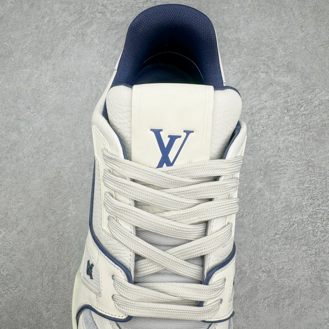 图片[5]-＃GD广顶 Louis Vuitton Trainer lv路易威登时装走秀运动时尚板鞋 外贸零售特供批次 2023全新纸板数据 印花高频效果碾压市面 市售天花板产物 耗时半年巨作 全套原厂新版原纸板楦头开发 原厂特供皮料加持 市场所有版本中综合最强的货品 GD实力大厂出品 全网最全配色更新最快 最成熟的做工稳定的品控 完美鞋型超高的清洁度 零毛边线头瑕疵 全套原楦原纸版原鞋开模 全网最具灵魂的版型 正确原装黄色鞋盒 正确中底印花 鞋面印花3D高频深度立体 全鞋电脑针车 紧密相连 针距密度一致 环保乳胶注塑鞋垫 厚度脚感还原原版 皮面裁剪部位 统一油边封口工艺 原装橡胶大底含胶量大底组合零偏差 专柜全套包装 防尘袋 说明书 质保卡 男女鞋 尺码：35 36 37 38 39 40 41 42 43 44 45-选品中心