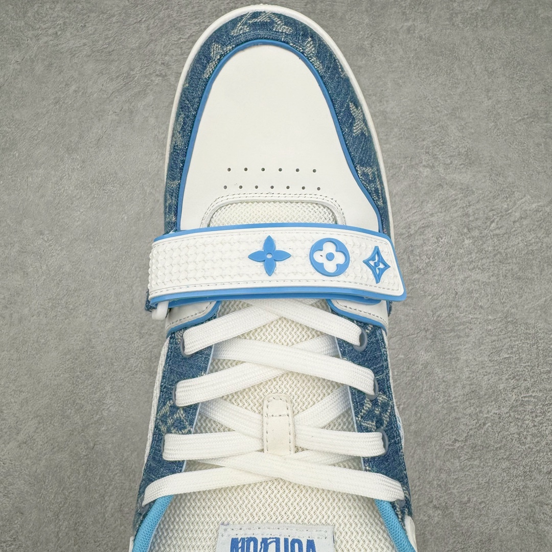 图片[4]-💰480 ＃GD广顶 Louis Vuitton Trainer lv路易威登时装走秀运动时尚板鞋 外贸零售特供批次 2023全新纸板数据 印花高频效果碾压市面 市售天花板产物 耗时半年巨作 全套原厂新版原纸板楦头开发 原厂特供皮料加持 市场所有版本中综合最强的货品 GD实力大厂出品 全网最全配色更新最快 最成熟的做工稳定的品控 完美鞋型超高的清洁度 零毛边线头瑕疵 全套原楦原纸版原鞋开模 全网最具灵魂的版型 正确原装黄色鞋盒 正确中底印花 鞋面印花3D高频深度立体 全鞋电脑针车 紧密相连 针距密度一致 环保乳胶注塑鞋垫 厚度脚感还原原版 皮面裁剪部位 统一油边封口工艺 原装橡胶大底含胶量大底组合零偏差 专柜全套包装 防尘袋 说明书 质保卡 男女鞋 尺码：35 36 37 38 39 40 41 42 43 44 45 编码：by5936050-运动鞋