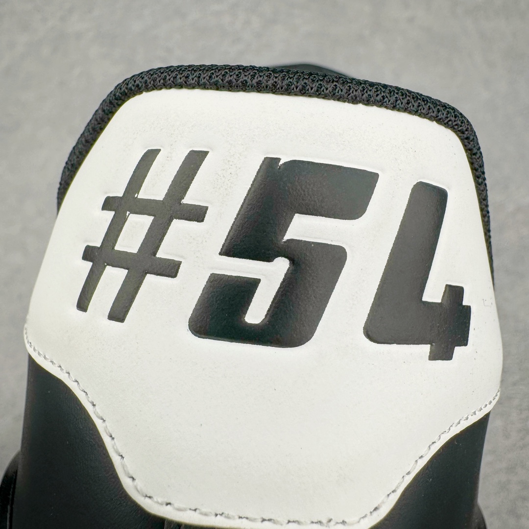 图片[10]-＃GD广顶 Louis Vuitton Trainer lv路易威登时装走秀运动时尚板鞋 外贸零售特供批次 2023全新纸板数据 印花高频效果碾压市面 市售天花板产物 耗时半年巨作 全套原厂新版原纸板楦头开发 原厂特供皮料加持 市场所有版本中综合最强的货品 GD实力大厂出品 全网最全配色更新最快 最成熟的做工稳定的品控 完美鞋型超高的清洁度 零毛边线头瑕疵 全套原楦原纸版原鞋开模 全网最具灵魂的版型 正确原装黄色鞋盒 正确中底印花 鞋面印花3D高频深度立体 全鞋电脑针车 紧密相连 针距密度一致 环保乳胶注塑鞋垫 厚度脚感还原原版 皮面裁剪部位 统一油边封口工艺 原装橡胶大底含胶量大底组合零偏差 专柜全套包装 防尘袋 说明书 质保卡 男女鞋 尺码：35 36 37 38 39 40 41 42 43 44 45-选品中心