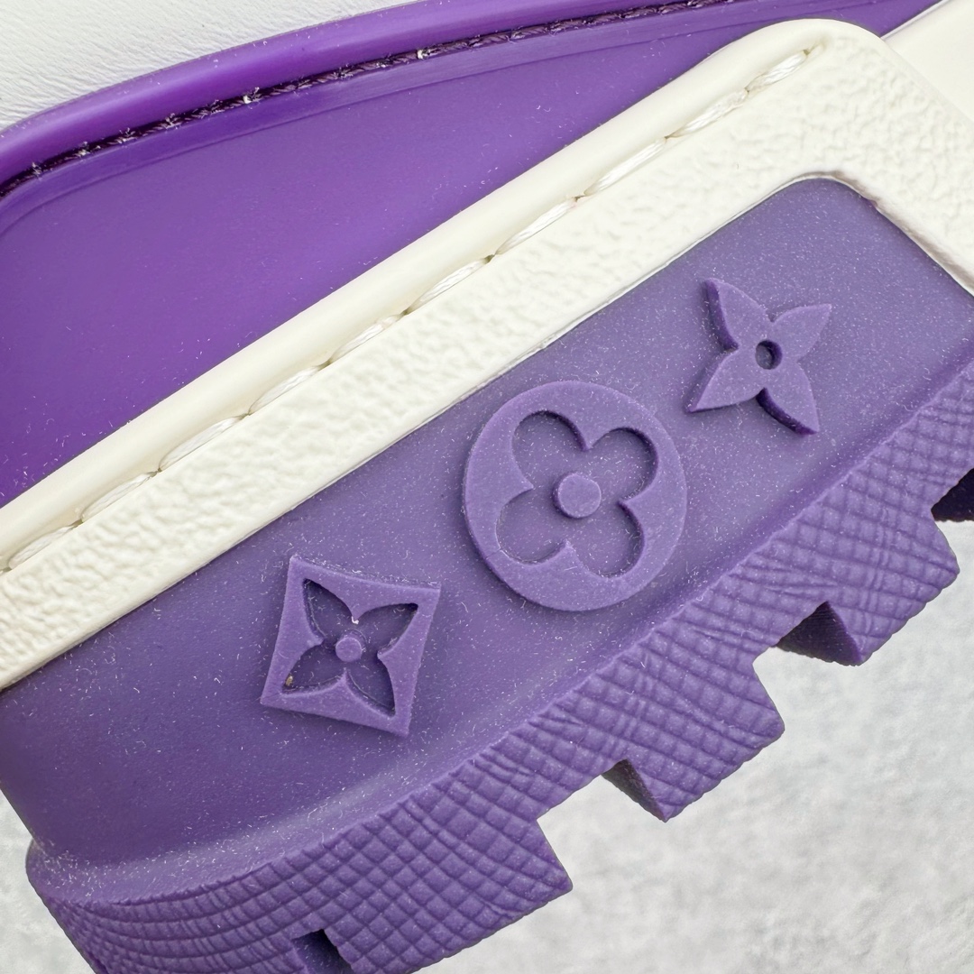 图片[18]-＃GD广顶 Louis Vuitton Trainer Maxi路易威登时装走秀运动时尚板鞋 小胖丁面包鞋 外贸零售特供批次 2023全新纸板数据 印花高频效果碾压市面 市售天花板产物 耗时半年巨作 全套原厂新版原纸板楦头开发 原厂特供皮料加持 市场所有版本中综合最强的货品 GD实力大厂出品 全网最全配色更新最快 最成熟的做工稳定的品控 完美鞋型超高的清洁度 零毛边线头瑕疵 全套原楦原纸版原鞋开模 全网最具灵魂的版型 正确原装黄色鞋盒 正确中底印花 鞋面印花3D高频深度立体 全鞋电脑针车 紧密相连 针距密度一致 环保乳胶注塑鞋垫 厚度脚感还原原版 皮面裁剪部位 统一油边封口工艺 原装橡胶大底含胶量大底组合零偏差 专柜全套包装 防尘袋 说明书 质保卡 男女鞋 尺码：35 36 37 38 39 40 41 42 43 44 45-选品中心