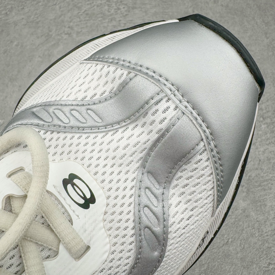 图片[11]-＃XA BALENCIAGA CIRCUIT 巴黎世家十三代圆头系带LOGO印花低帮老爹鞋 全套原纸板楦头开发 最原汁原味的灵魂版型 全鞋荧光划线卡点 胶水把控整洁度追求极致完美 每一双都是工艺品 多重QC质检 超越公司货的品控标准 实实在在的免检产品 原盒原配 正确字体电绣 粗细、位置、大小正确 侧边TPU 透气孔匹配意产原版 正确分离大底 TPU软底 原版一致大底LOGO 立体感十足 原厂皮料水洗做旧 采购原厂网纱 偏大一码 尺码：35 36 37 38 39 40 41 42 43 44 45 46-选品中心