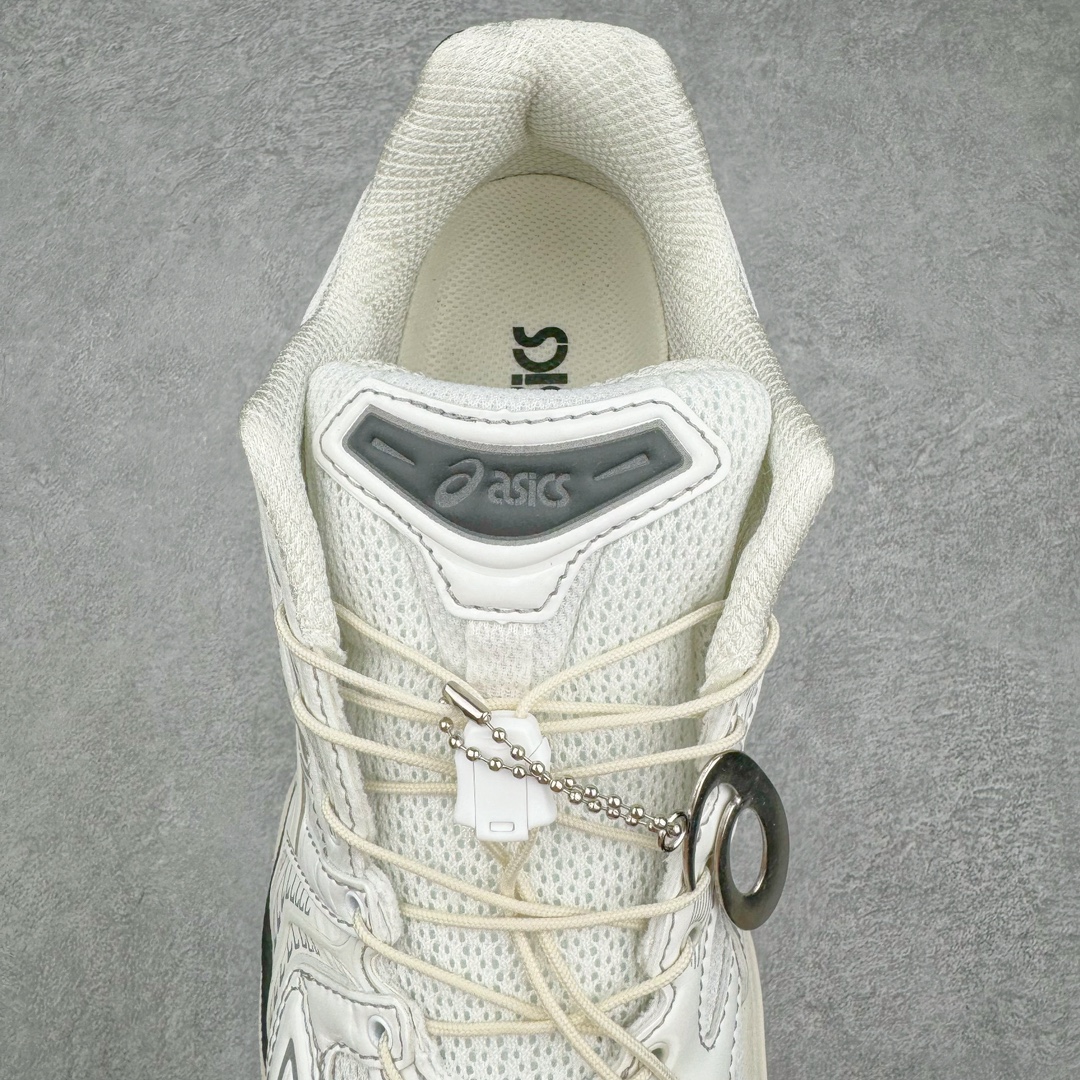 图片[5]-ASICS GEL-KAYANO 14 亚瑟士系列轻量缓震休闲运动跑步鞋 设计师 Hidenori Yamashita 以「Flash」一词为灵感，创造出未来感金属色鞋面，改造升级内在性能，由内而外全面革新，为 GEL-KAYANO 家族传承及经典跑鞋文化的延续，创下里程碑式作品。ASICS GEL – KAYANO 14 跑鞋重新诠释了复古的跑步形状，并以其 2000 年代后期的美学理念重新铺装，银色与蓝色的鞋面极为高档.网面铺陈与鞋面、鞋头多处细节位增添了透气性。ASICS GEL – KAYANO 14的鞋后跟部中底上以及多密度耐磨鞋底增加了 GEL 缓震胶，提供高抗冲击性、缓冲性、可保护脚部免受地面冲击的影响，穿着舒适性十足「入手同款」尺码：35.5 36 37 37.5 38 39 39.5 40.5 41.5 42 42.5 43.5 44 45-选品中心