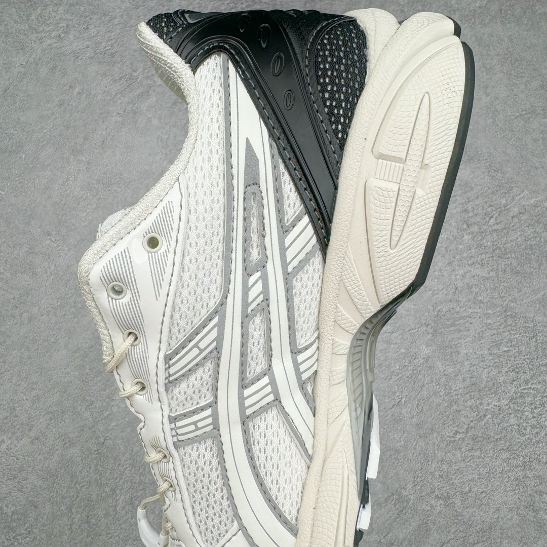 图片[7]-ASICS GEL-KAYANO 14 亚瑟士系列轻量缓震休闲运动跑步鞋 设计师 Hidenori Yamashita 以「Flash」一词为灵感，创造出未来感金属色鞋面，改造升级内在性能，由内而外全面革新，为 GEL-KAYANO 家族传承及经典跑鞋文化的延续，创下里程碑式作品。ASICS GEL – KAYANO 14 跑鞋重新诠释了复古的跑步形状，并以其 2000 年代后期的美学理念重新铺装，银色与蓝色的鞋面极为高档.网面铺陈与鞋面、鞋头多处细节位增添了透气性。ASICS GEL – KAYANO 14的鞋后跟部中底上以及多密度耐磨鞋底增加了 GEL 缓震胶，提供高抗冲击性、缓冲性、可保护脚部免受地面冲击的影响，穿着舒适性十足「入手同款」尺码：35.5 36 37 37.5 38 39 39.5 40.5 41.5 42 42.5 43.5 44 45-选品中心