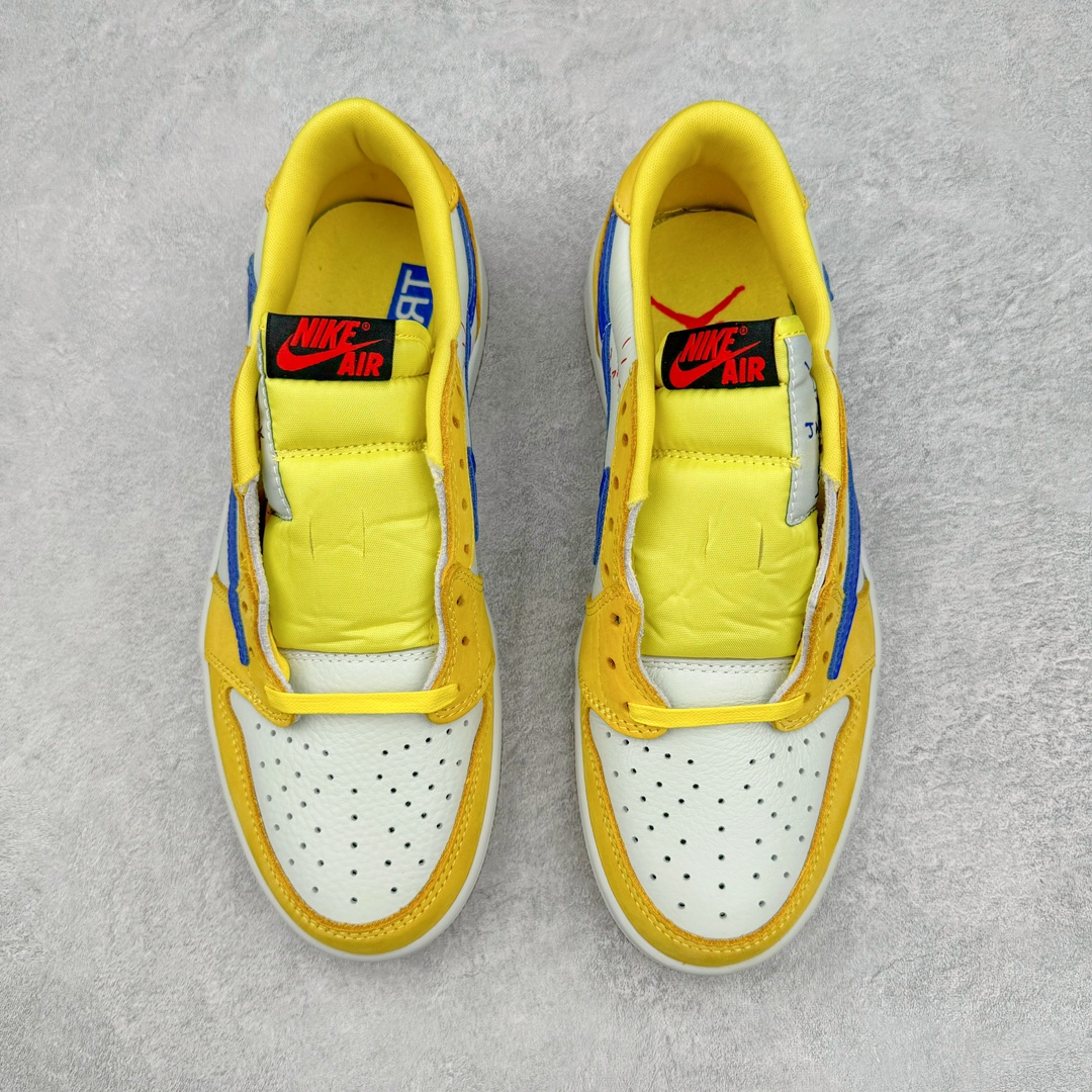 图片[2]-＃DT同源福利回馈 Travis Scott x Air Jordan AJ1 Low OG SP TS联名倒钩8.0低帮 黄蓝色 DZ4137-700 头层皮料加持 DT同源全套原纸板楦头开发 确保原汁原味 完美呈现倒钩版型 原档案转印油墨一体 一码一磨具拒绝假半码 此版本只针对中端市场 皮料材质有所更替 其他数据细节工艺流程均保持一致 绝不口嗨 原盒原配 外盒透明胶套 内侧字体 工整带凹凸感 原厂拉帮工艺 针距密度一致 后跟弧度收口自然不对折 极致一眼正品既视感 进口玻璃冲刀皮料裁剪零毛边 承诺百分百一致原鞋 全鞋电脑针车工艺 进口港宝加持 后跟自然饱满 全鞋荧光划线卡点 追求极致完美 每一双都是工艺品 多重QC质检 超越公司货的品控标准 尺码：36 36.5 37.5 38 38.5 39 40 40.5 41 42 42.5 43 44 44.5 45 46 47.5-选品中心