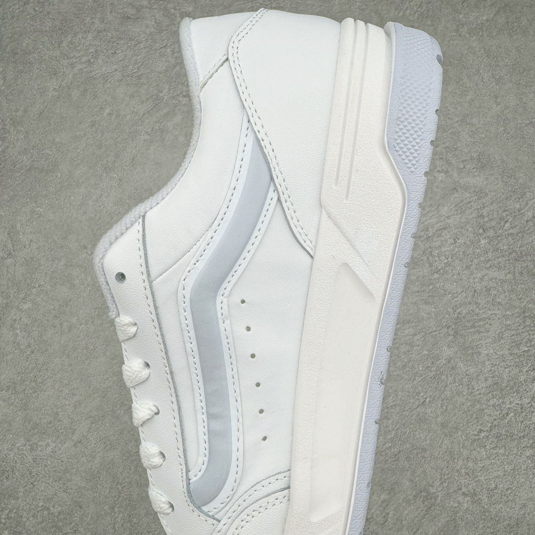 图片[7]-Vans Hylane 系列 全新鞋型 美式复古运动鞋 深入挖掘Vans充满宝藏的档案我们带来全新鞋型Hylane，构建与99年的鞋型Upland之上用标志性侧边条纹打造，充满Y2K和复古质感的全新造型小窗私聊解锁清新蓝灰和黑白配色。 货号：VN000D1J689 货号：VN000D269X1 货号：VN000D1J9DH 尺码：36 36.5 37 38 38.5 39 40 40.5 41 42 42.5 43 44 45 正常码-选品中心