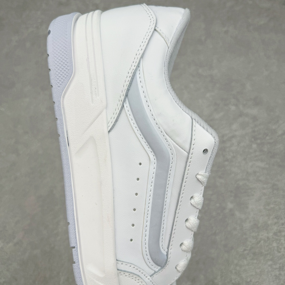 图片[6]-Vans Hylane 系列 全新鞋型 美式复古运动鞋 深入挖掘Vans充满宝藏的档案我们带来全新鞋型Hylane，构建与99年的鞋型Upland之上用标志性侧边条纹打造，充满Y2K和复古质感的全新造型小窗私聊解锁清新蓝灰和黑白配色。 货号：VN000D1J689 货号：VN000D269X1 货号：VN000D1J9DH 尺码：36 36.5 37 38 38.5 39 40 40.5 41 42 42.5 43 44 45 正常码-选品中心