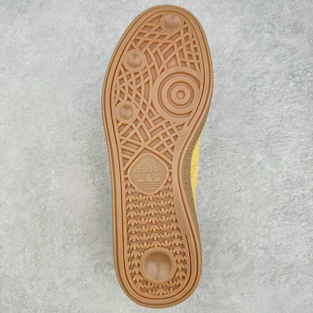 图片[9]-AD Originals Handball SPZL 手球运动员系列百搭休闲运动板鞋 II0056 这款来自阿迪达斯的这款HANDBALL SPZL前身是一双手球运动鞋，这一次拿来复刻，所以鞋面的主要色彩选用了黑色， 鞋面外侧除了Spezial字母之外还有三叶草标志。Handball SPZL作为复古手球训练鞋与作为室内足球鞋的Samba有着异曲同工之处，但是质感更为出众的鞋身以及丰富的配色选择比起Samba来讲可以说是更胜一筹了！尺码：36 36⅔ 37⅓ 38 38⅔ 39⅓ 40 40⅔ 41⅓ 42 42⅔ 43⅓ 44 45-选品中心