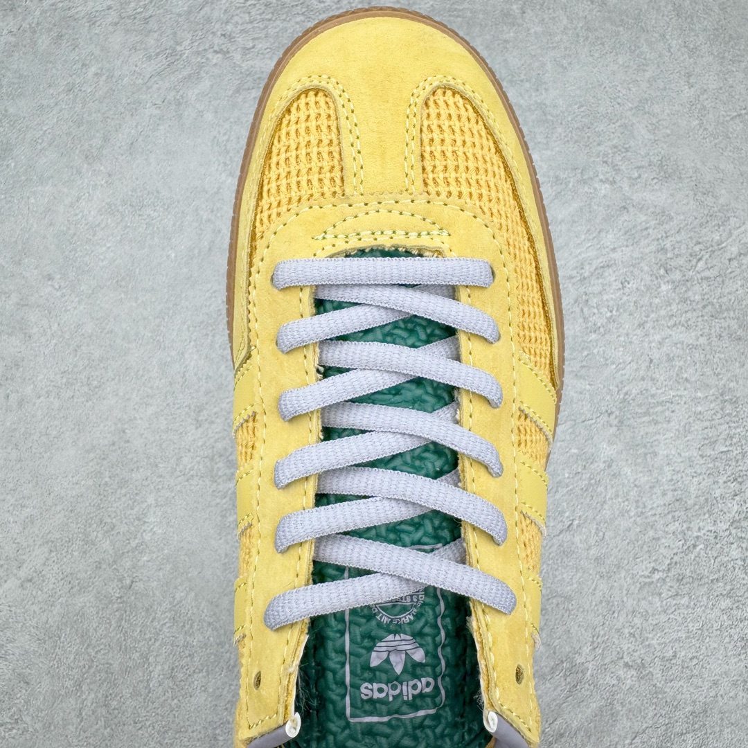 图片[4]-AD Originals Handball SPZL 手球运动员系列百搭休闲运动板鞋 II0056 这款来自阿迪达斯的这款HANDBALL SPZL前身是一双手球运动鞋，这一次拿来复刻，所以鞋面的主要色彩选用了黑色， 鞋面外侧除了Spezial字母之外还有三叶草标志。Handball SPZL作为复古手球训练鞋与作为室内足球鞋的Samba有着异曲同工之处，但是质感更为出众的鞋身以及丰富的配色选择比起Samba来讲可以说是更胜一筹了！尺码：36 36⅔ 37⅓ 38 38⅔ 39⅓ 40 40⅔ 41⅓ 42 42⅔ 43⅓ 44 45-选品中心