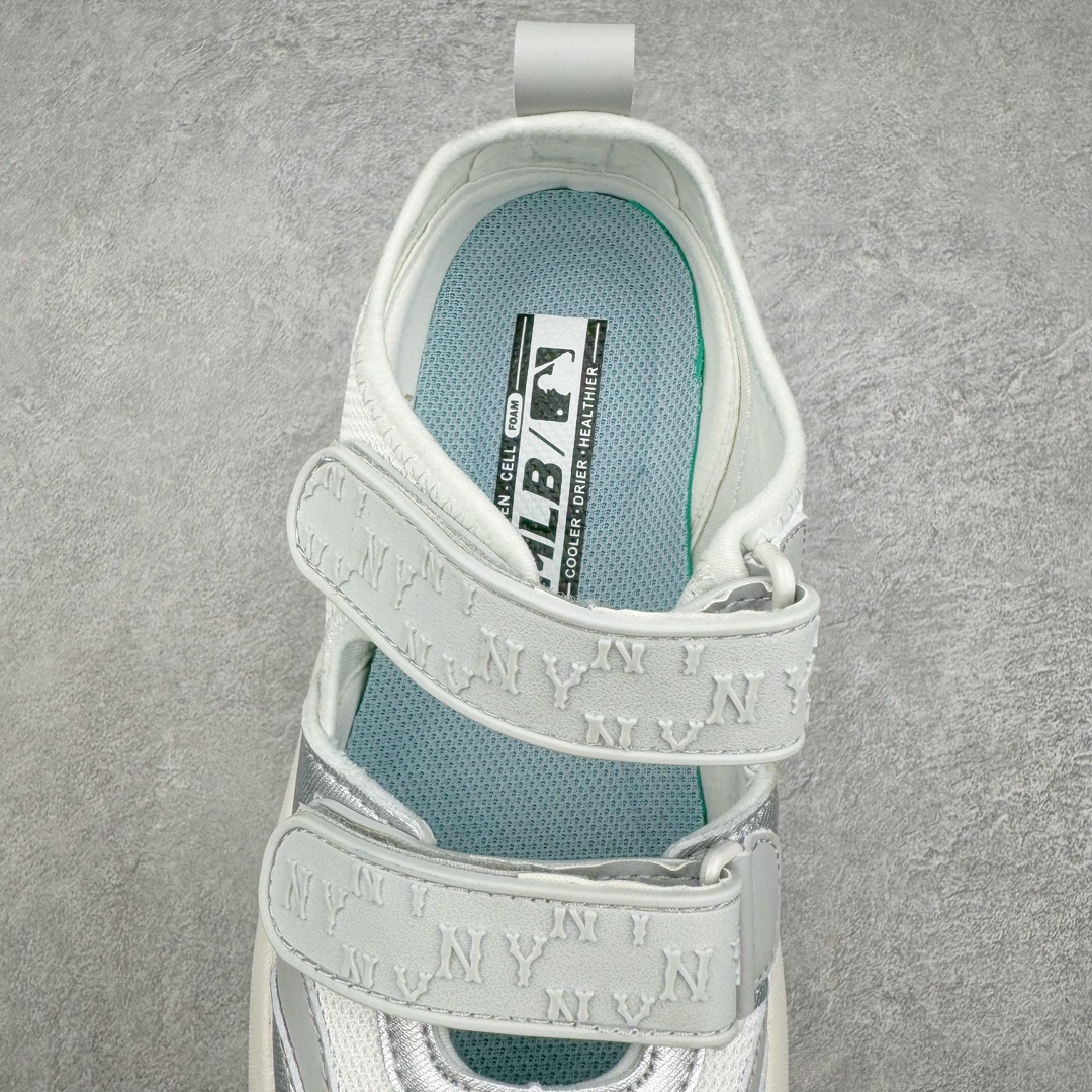 图片[5]-NY美国榄球洋基队New York Yankees x MLB Big Ball Chunky Mask Sandal 系列厚底老爹风魔术贴镂空休闲运动慢凉鞋鞋 MLB以150多年传统的美国职业棒球大联盟为创作蓝本，韩流大热CHUCKY鞋款作基调，特意采用6cm加厚鞋底，并注入多个MLB独有的美式棒球文化的细节设计，打造出时尚外观，尽显独特而强烈的时尚格调。 MLB重新演译美国职业棒球大联盟中的术语「BIG BALL」，特意保留MLB标志性的NY Yankee、LA Dodgers、Boston Red Sox等多队知名棒球队Logo，以「Mega Logo」的形式展现在鞋面设计上。MLB老爹鞋具有耐用的柔软鞋面和厚实的弹性鞋垫，提供舒适的抓地力。与传统的老爹鞋不同，它看起来感觉很重，其实很舒适轻巧。采用的6cm高的鞋垫，也具有长腿效果。尺码：35 36 36.5 37.5 38 38.5 39 40 40.5 41 42 42.5 43 44 44.5 45-选品中心