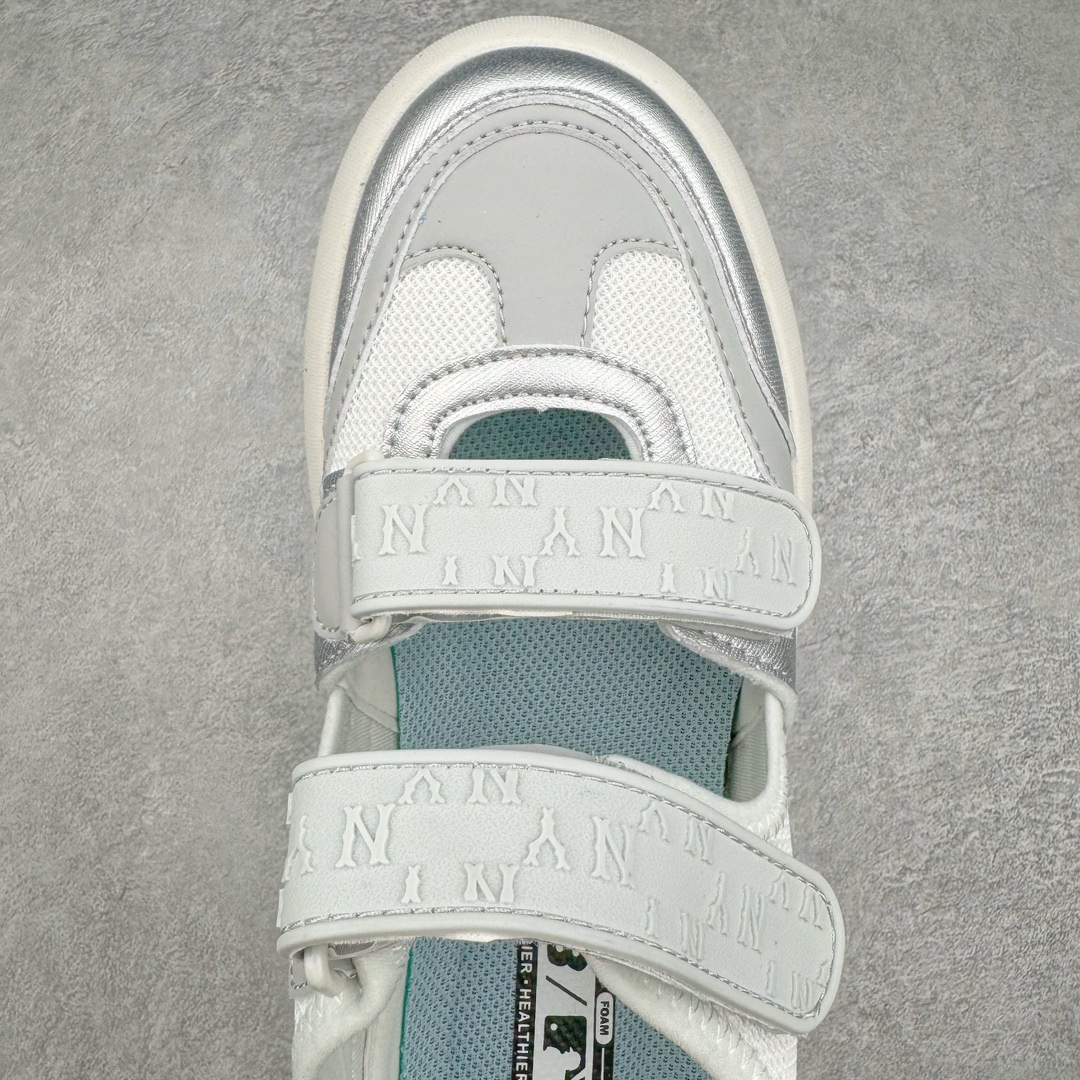 图片[4]-NY美国榄球洋基队New York Yankees x MLB Big Ball Chunky Mask Sandal 系列厚底老爹风魔术贴镂空休闲运动慢凉鞋鞋 MLB以150多年传统的美国职业棒球大联盟为创作蓝本，韩流大热CHUCKY鞋款作基调，特意采用6cm加厚鞋底，并注入多个MLB独有的美式棒球文化的细节设计，打造出时尚外观，尽显独特而强烈的时尚格调。 MLB重新演译美国职业棒球大联盟中的术语「BIG BALL」，特意保留MLB标志性的NY Yankee、LA Dodgers、Boston Red Sox等多队知名棒球队Logo，以「Mega Logo」的形式展现在鞋面设计上。MLB老爹鞋具有耐用的柔软鞋面和厚实的弹性鞋垫，提供舒适的抓地力。与传统的老爹鞋不同，它看起来感觉很重，其实很舒适轻巧。采用的6cm高的鞋垫，也具有长腿效果。尺码：35 36 36.5 37.5 38 38.5 39 40 40.5 41 42 42.5 43 44 44.5 45-选品中心