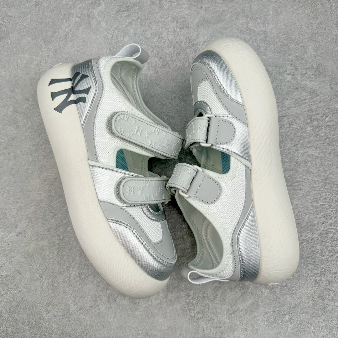 图片[3]-NY美国榄球洋基队New York Yankees x MLB Big Ball Chunky Mask Sandal 系列厚底老爹风魔术贴镂空休闲运动慢凉鞋鞋 MLB以150多年传统的美国职业棒球大联盟为创作蓝本，韩流大热CHUCKY鞋款作基调，特意采用6cm加厚鞋底，并注入多个MLB独有的美式棒球文化的细节设计，打造出时尚外观，尽显独特而强烈的时尚格调。 MLB重新演译美国职业棒球大联盟中的术语「BIG BALL」，特意保留MLB标志性的NY Yankee、LA Dodgers、Boston Red Sox等多队知名棒球队Logo，以「Mega Logo」的形式展现在鞋面设计上。MLB老爹鞋具有耐用的柔软鞋面和厚实的弹性鞋垫，提供舒适的抓地力。与传统的老爹鞋不同，它看起来感觉很重，其实很舒适轻巧。采用的6cm高的鞋垫，也具有长腿效果。尺码：35 36 36.5 37.5 38 38.5 39 40 40.5 41 42 42.5 43 44 44.5 45-选品中心