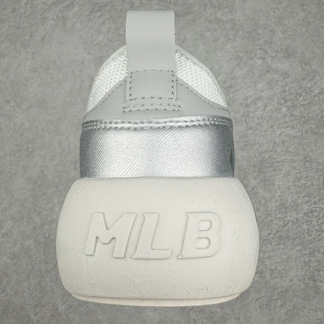 图片[8]-NY美国榄球洋基队New York Yankees x MLB Big Ball Chunky Mask Sandal 系列厚底老爹风魔术贴镂空休闲运动慢凉鞋鞋 MLB以150多年传统的美国职业棒球大联盟为创作蓝本，韩流大热CHUCKY鞋款作基调，特意采用6cm加厚鞋底，并注入多个MLB独有的美式棒球文化的细节设计，打造出时尚外观，尽显独特而强烈的时尚格调。 MLB重新演译美国职业棒球大联盟中的术语「BIG BALL」，特意保留MLB标志性的NY Yankee、LA Dodgers、Boston Red Sox等多队知名棒球队Logo，以「Mega Logo」的形式展现在鞋面设计上。MLB老爹鞋具有耐用的柔软鞋面和厚实的弹性鞋垫，提供舒适的抓地力。与传统的老爹鞋不同，它看起来感觉很重，其实很舒适轻巧。采用的6cm高的鞋垫，也具有长腿效果。尺码：35 36 36.5 37.5 38 38.5 39 40 40.5 41 42 42.5 43 44 44.5 45-选品中心