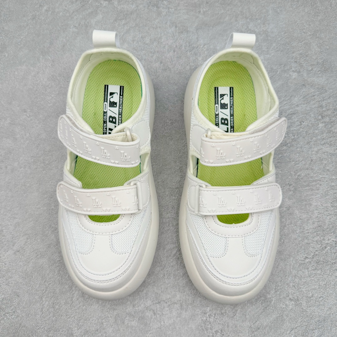 图片[2]-NY美国榄球洋基队New York Yankees x MLB Big Ball Chunky Mask Sandal 系列厚底老爹风魔术贴镂空休闲运动慢凉鞋鞋 MLB以150多年传统的美国职业棒球大联盟为创作蓝本，韩流大热CHUCKY鞋款作基调，特意采用6cm加厚鞋底，并注入多个MLB独有的美式棒球文化的细节设计，打造出时尚外观，尽显独特而强烈的时尚格调。 MLB重新演译美国职业棒球大联盟中的术语「BIG BALL」，特意保留MLB标志性的NY Yankee、LA Dodgers、Boston Red Sox等多队知名棒球队Logo，以「Mega Logo」的形式展现在鞋面设计上。MLB老爹鞋具有耐用的柔软鞋面和厚实的弹性鞋垫，提供舒适的抓地力。与传统的老爹鞋不同，它看起来感觉很重，其实很舒适轻巧。采用的6cm高的鞋垫，也具有长腿效果。尺码：35 36 36.5 37.5 38 38.5 39 40 40.5 41 42 42.5 43 44 44.5 45-选品中心