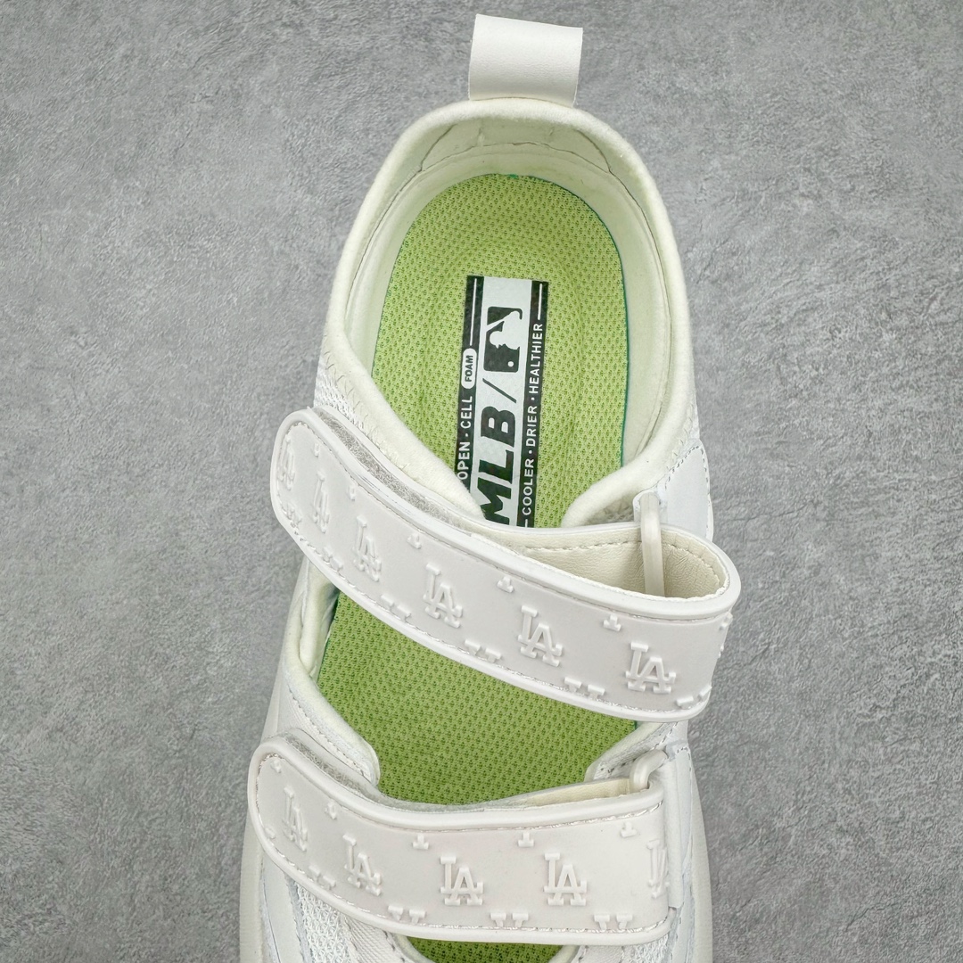 图片[5]-NY美国榄球洋基队New York Yankees x MLB Big Ball Chunky Mask Sandal 系列厚底老爹风魔术贴镂空休闲运动慢凉鞋鞋 MLB以150多年传统的美国职业棒球大联盟为创作蓝本，韩流大热CHUCKY鞋款作基调，特意采用6cm加厚鞋底，并注入多个MLB独有的美式棒球文化的细节设计，打造出时尚外观，尽显独特而强烈的时尚格调。 MLB重新演译美国职业棒球大联盟中的术语「BIG BALL」，特意保留MLB标志性的NY Yankee、LA Dodgers、Boston Red Sox等多队知名棒球队Logo，以「Mega Logo」的形式展现在鞋面设计上。MLB老爹鞋具有耐用的柔软鞋面和厚实的弹性鞋垫，提供舒适的抓地力。与传统的老爹鞋不同，它看起来感觉很重，其实很舒适轻巧。采用的6cm高的鞋垫，也具有长腿效果。尺码：35 36 36.5 37.5 38 38.5 39 40 40.5 41 42 42.5 43 44 44.5 45-选品中心