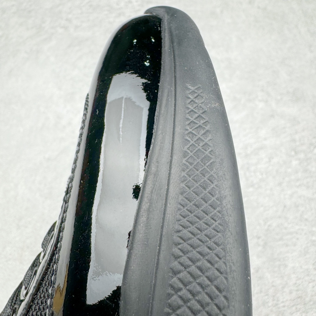 图片[12]-Prada America\’s Cup 普拉达 运动鞋经过重新设计 全新面料和颜色为它注入新的当代精神 这款航海风系带运动鞋 最初在上世纪90年代为LunaRossa船员设计 现在以彩色橡胶和Bike织物重新演绎 Prada LineaRossa徽标彰显经典态度 尺码：38-46-选品中心