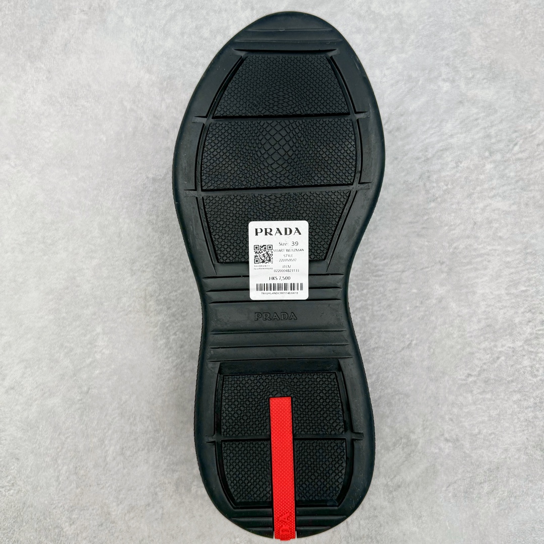 图片[9]-Prada America\’s Cup 普拉达 运动鞋经过重新设计 全新面料和颜色为它注入新的当代精神 这款航海风系带运动鞋 最初在上世纪90年代为LunaRossa船员设计 现在以彩色橡胶和Bike织物重新演绎 Prada LineaRossa徽标彰显经典态度 尺码：38-46-选品中心