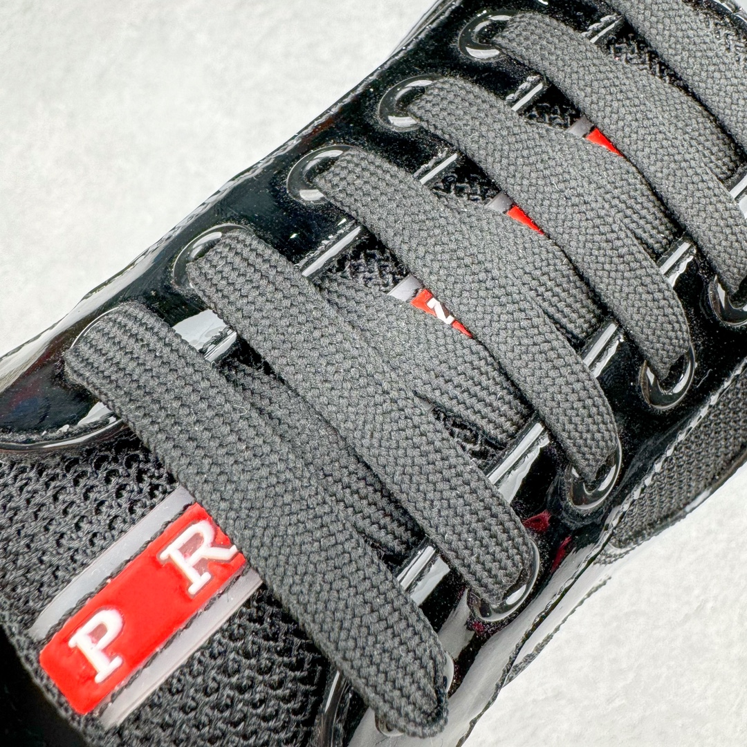 图片[16]-Prada America\’s Cup 普拉达 运动鞋经过重新设计 全新面料和颜色为它注入新的当代精神 这款航海风系带运动鞋 最初在上世纪90年代为LunaRossa船员设计 现在以彩色橡胶和Bike织物重新演绎 Prada LineaRossa徽标彰显经典态度 尺码：38-46-选品中心