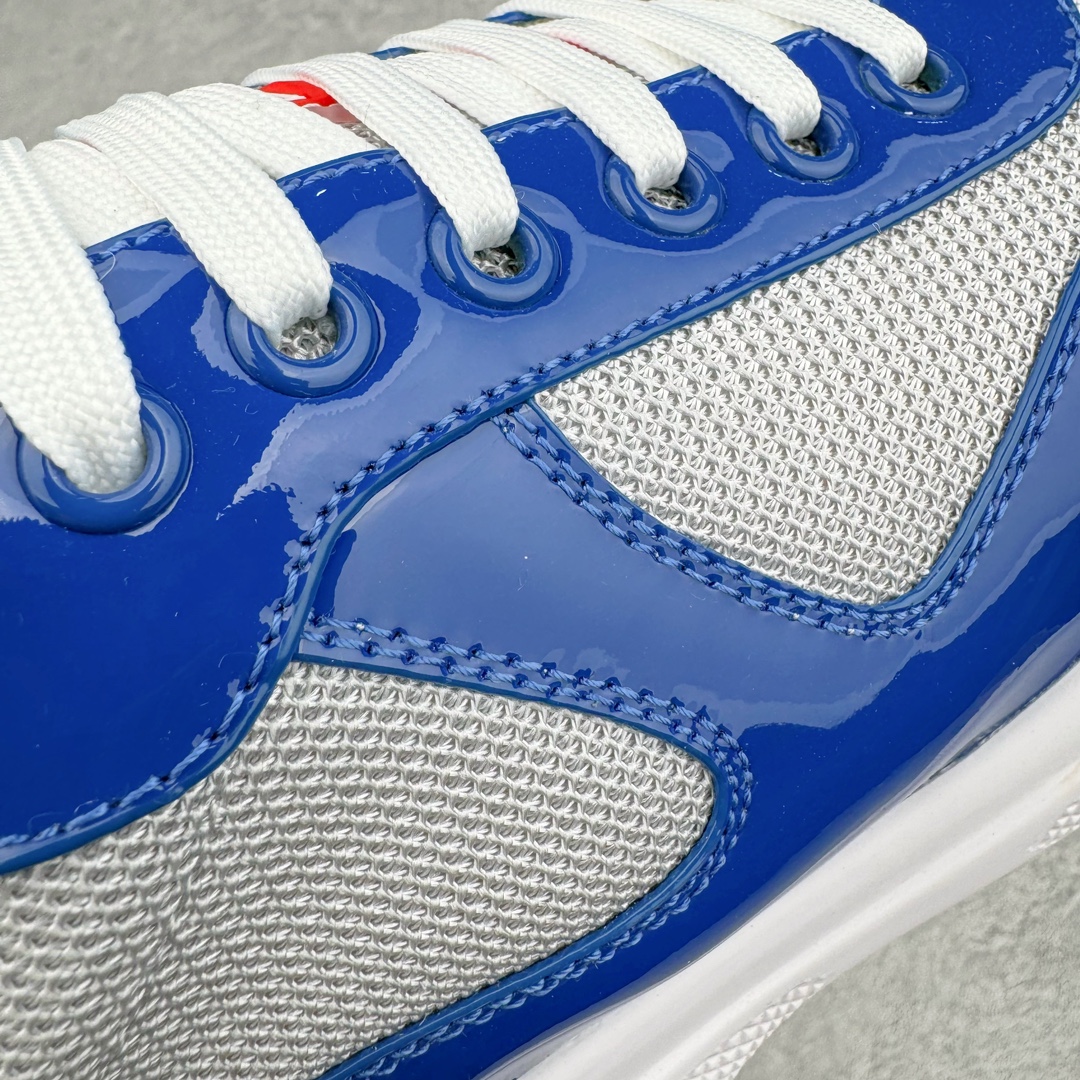 图片[11]-Prada America\’s Cup 普拉达 运动鞋经过重新设计 全新面料和颜色为它注入新的当代精神 这款航海风系带运动鞋 最初在上世纪90年代为LunaRossa船员设计 现在以彩色橡胶和Bike织物重新演绎 Prada LineaRossa徽标彰显经典态度 尺码：38-46-选品中心