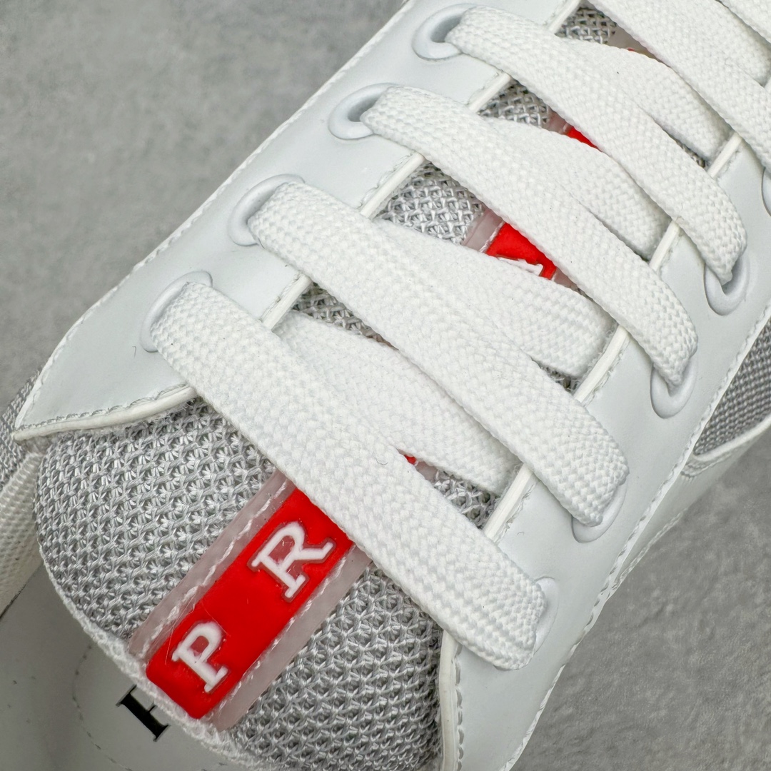 图片[12]-Prada America\’s Cup 普拉达 运动鞋经过重新设计 全新面料和颜色为它注入新的当代精神 这款航海风系带运动鞋 最初在上世纪90年代为LunaRossa船员设计 现在以彩色橡胶和Bike织物重新演绎 Prada LineaRossa徽标彰显经典态度 尺码：38-46-选品中心