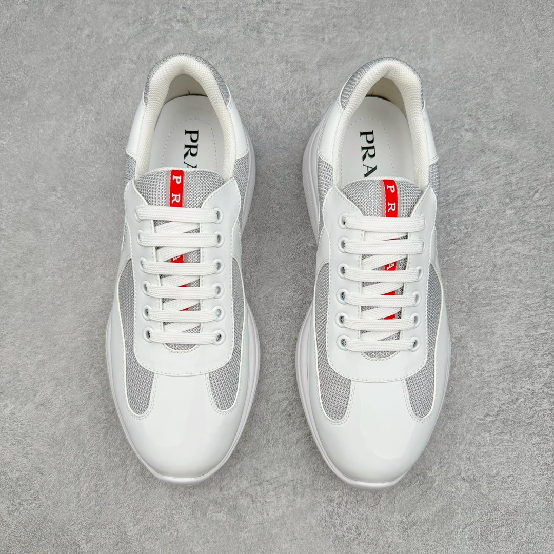 图片[2]-Prada America\’s Cup 普拉达 运动鞋经过重新设计 全新面料和颜色为它注入新的当代精神 这款航海风系带运动鞋 最初在上世纪90年代为LunaRossa船员设计 现在以彩色橡胶和Bike织物重新演绎 Prada LineaRossa徽标彰显经典态度 尺码：38-46-选品中心