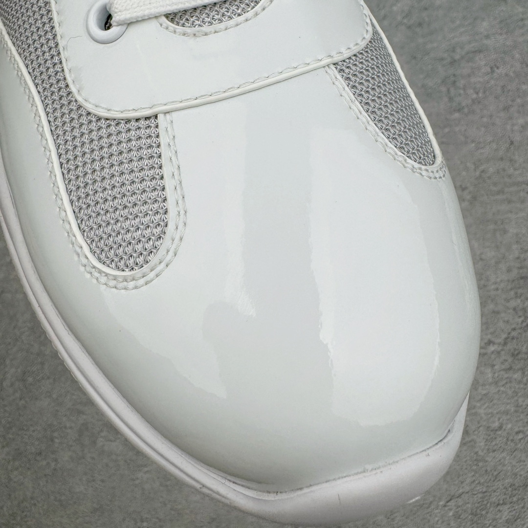 图片[13]-Prada America\’s Cup 普拉达 运动鞋经过重新设计 全新面料和颜色为它注入新的当代精神 这款航海风系带运动鞋 最初在上世纪90年代为LunaRossa船员设计 现在以彩色橡胶和Bike织物重新演绎 Prada LineaRossa徽标彰显经典态度 尺码：38-46-选品中心