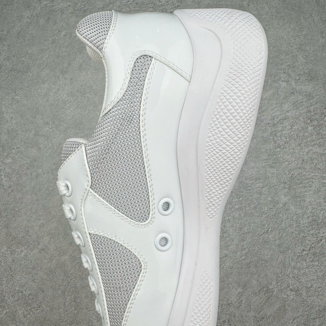 图片[7]-Prada America\’s Cup 普拉达 运动鞋经过重新设计 全新面料和颜色为它注入新的当代精神 这款航海风系带运动鞋 最初在上世纪90年代为LunaRossa船员设计 现在以彩色橡胶和Bike织物重新演绎 Prada LineaRossa徽标彰显经典态度 尺码：38-46-选品中心