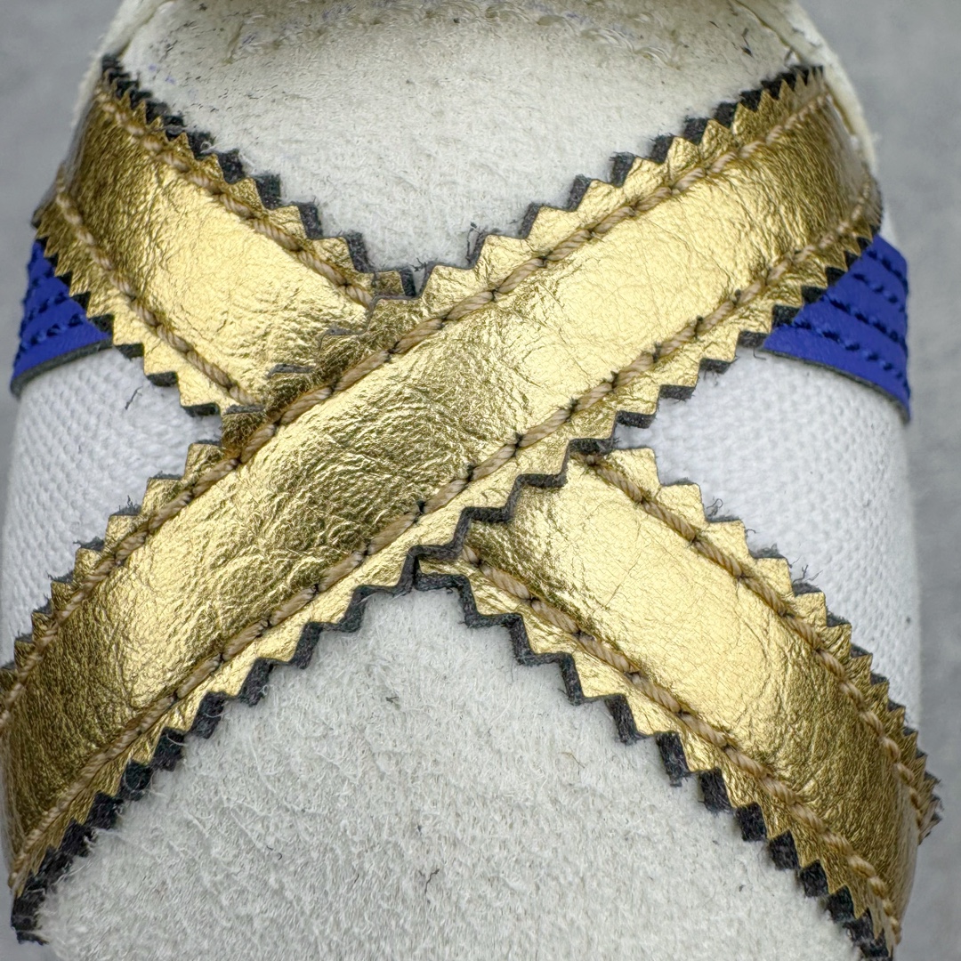 图片[10]-＃HK纯原 Asics Onitsuka Tiger MEXICO 66 亚瑟士鬼冢虎复古经典板鞋 市场最强版本 原厂牛津布加持 海外订单工厂出品 超成熟稳定的做工品控 原装全套纸板楦头开发 原汁原味 完美呈现版型 私模正确鞋底咬花纹路 一比一鞋头弧度高度鞋身弧度 绝不口嗨 细节品控鞋型随意秒杀市面 原档咬花纹路私模大底 一个单元有六个三角形 总体形拼接呈现花瓣状 官方四联吊牌 原装Ortholite轻量化鞋垫 原盒原配 质保卡 说明书 钢印防尘纸 纸板中底带钢印 乳胶组合鞋垫 支持全方位的对比专柜 产品从款式颜色造型上体现出追求舒适和细节的完美 鞋类更是推崇手工制作的严谨与完美 融舒适性与可穿性的设计风格 注重细节的完美和别致魅力 既保持稳重 又不失轻松的时尚感 尺码：36 37 37.5 38 39 39.5 40 40.5 41.5 42 42.5 43.5 44 45 46-选品中心