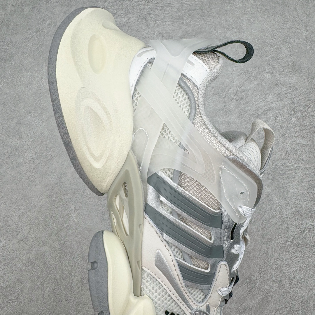 图片[6]-＃HP纯原 AD XLG Runner Deluxe 跑步者豪华版系列低帮厚底增高老爹风复古缓震休闲运动慢跑鞋 JP5761 自从阿迪达斯和巴黎世家合作后，没少出双方联名的平替。结果根据最新情报，阿迪现在已经把手伸到了巴家爆款3XL的身上，新鞋Xlg Runner Deluxe实物曝光，emm，鞋款整体一眼丁真是巴黎世家Track＋3XL大底的缝合怪版本，要不是鞋侧明晃晃的adidas三道杠Logo，估计各位看了都得蒙。这波不能说是完全复制巴黎世家，但也多少有点借鉴的味道了。新鞋基本就是在阿迪经典\\\”Climacool\\\”鞋款的基础上，升级了Boots大底以及加入了\\\”巴味\\\”设计元素…尺码：35 36 36⅔ 37⅓ 38 38⅔ 39⅓ 40 40⅔ 41⅓ 42 42⅔ 43⅓ 44 44⅔ 45 46-选品中心