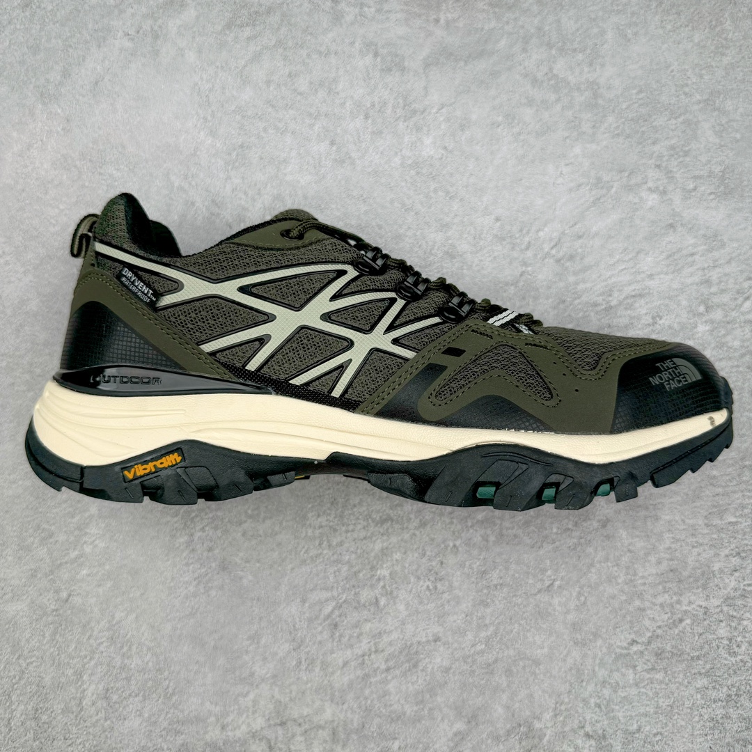 THE NORTH FACE 北面防滑耐磨防水低帮户外功能鞋 有许多相当专业的户外爱好者 非常关心像是越野跑、专业登山鞋等一系列的户外鞋款开箱 本次介绍比较不一样的休闲机能鞋 带来登山朋友爱用的户外品牌北面The North Face的休闲系列徒步鞋款介绍，希望能提供大家于生活与轻旅行的不同选择。不少户外运动爱好者喜欢的专业登山品牌（北面）The North Face自1966年创立，由两位热爱登山徒步的年轻登山者于美西旧金山开创，不断透过研发与创新，并且将最先进的技术结合在服装与鞋款设计，生产多种外型帅气且专业能力非常强的户外服饰，备受欢迎。户外版有许多相当专业的户外爱好者，非常关心像是越野跑、专业登山鞋等一系列的户外鞋款开箱，本次介绍比较不一样的休闲机能鞋，带来登山朋友爱用的户外品牌北面The North Face的休闲系列徒步鞋款介绍，希望能提供大家于生活与轻旅行的不同选择。此鞋并非归类在专业登山鞋家族中，而是以高性价比、适合日常训练作为主推卖点，对登山初学的朋友来说，这双鞋耐磨与耐穿程度更是入手的绝佳理由，但是对进阶登山者而言，此鞋可能无法战胜难度更高的徒步登山路线。脚感与登山靴的稳健非常不一样，也不是越野跑鞋的野性、更非慢跑鞋的敏捷，个人觉得此鞋足感非常独特，XtraFoam中底的泡沫材质非常柔软，即使没有鞋带系统辅助，但是EXTS外底抓地系统底纹够深，每一步都十分平稳。尺码：36 36.5 37.5 38 38.5 39 40 40.5 41 42 42.5 43 44 44.5 45-选品中心