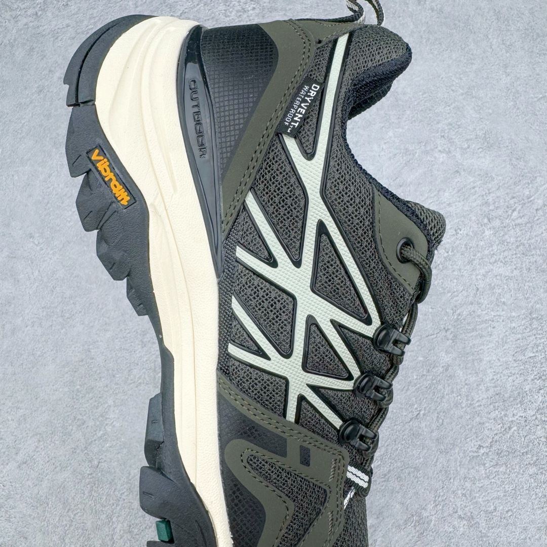 图片[6]-THE NORTH FACE 北面防滑耐磨防水低帮户外功能鞋 有许多相当专业的户外爱好者 非常关心像是越野跑、专业登山鞋等一系列的户外鞋款开箱 本次介绍比较不一样的休闲机能鞋 带来登山朋友爱用的户外品牌北面The North Face的休闲系列徒步鞋款介绍，希望能提供大家于生活与轻旅行的不同选择。不少户外运动爱好者喜欢的专业登山品牌（北面）The North Face自1966年创立，由两位热爱登山徒步的年轻登山者于美西旧金山开创，不断透过研发与创新，并且将最先进的技术结合在服装与鞋款设计，生产多种外型帅气且专业能力非常强的户外服饰，备受欢迎。户外版有许多相当专业的户外爱好者，非常关心像是越野跑、专业登山鞋等一系列的户外鞋款开箱，本次介绍比较不一样的休闲机能鞋，带来登山朋友爱用的户外品牌北面The North Face的休闲系列徒步鞋款介绍，希望能提供大家于生活与轻旅行的不同选择。此鞋并非归类在专业登山鞋家族中，而是以高性价比、适合日常训练作为主推卖点，对登山初学的朋友来说，这双鞋耐磨与耐穿程度更是入手的绝佳理由，但是对进阶登山者而言，此鞋可能无法战胜难度更高的徒步登山路线。脚感与登山靴的稳健非常不一样，也不是越野跑鞋的野性、更非慢跑鞋的敏捷，个人觉得此鞋足感非常独特，XtraFoam中底的泡沫材质非常柔软，即使没有鞋带系统辅助，但是EXTS外底抓地系统底纹够深，每一步都十分平稳。尺码：36 36.5 37.5 38 38.5 39 40 40.5 41 42 42.5 43 44 44.5 45-选品中心