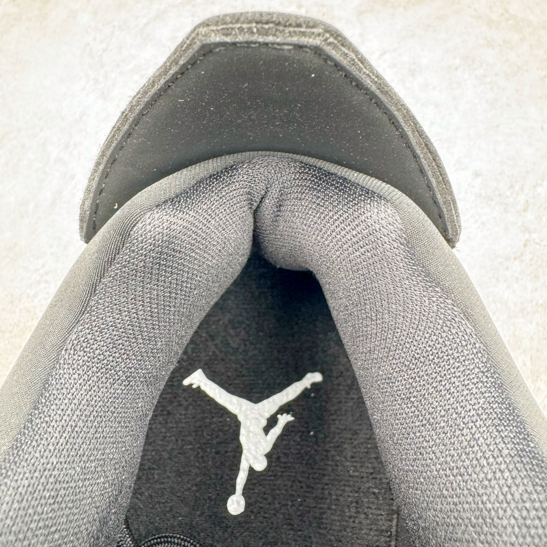 图片[10]-＃PB纯原福利 Air Jordan Courtside AJ23 简版中帮复古休闲运动文化篮球鞋 AR1000-001 市面唯一纯原批次 全套原纸板楦头开发 原厂大底磨具加持立体防滑纹理 原装可视Air Sole气垫 原汁原味最完美的版型 唯一正确鞋头趴度弧度高度鞋身腰线 作为AJ3到AJ4之间的过渡产品 之所以被称为AJ3的简版 它们的造型非常的相似但是也有一些差异 鞋面采用耐磨的牛剖层和人造革鞋面搭配 后跟可以明显看见Air Max气垫 出色的包裹效果让鞋子脚感非常舒适 也让脚掌以及脚面更加的贴合鞋子 在双脚落地产生冲击力的同时 可视气垫可以有效减缓力道 提高鞋子整体的稳定性 既能起到减震的作用 又能保证双足舒适的脚感 另外灵敏的Phylon中底以及鞋帮的设计 锁住双足 也为前掌提供了有效的包裹 内衬部分采用了透气的织物材料 为脚部的舒适脚感提供了充足的条件 最后就是大底部分 大底采用的是橡胶材质 无论是日常压马路还是简单的运动 都是可以驾驭 鞋底水波纹以及其他不规则图案 也保障了鞋子充足的防滑性以及耐磨性 尺码：36 36.5 37.5 38 38.5 39 40 40.5 41 42 42.5 43 44 45 46 47.5-选品中心