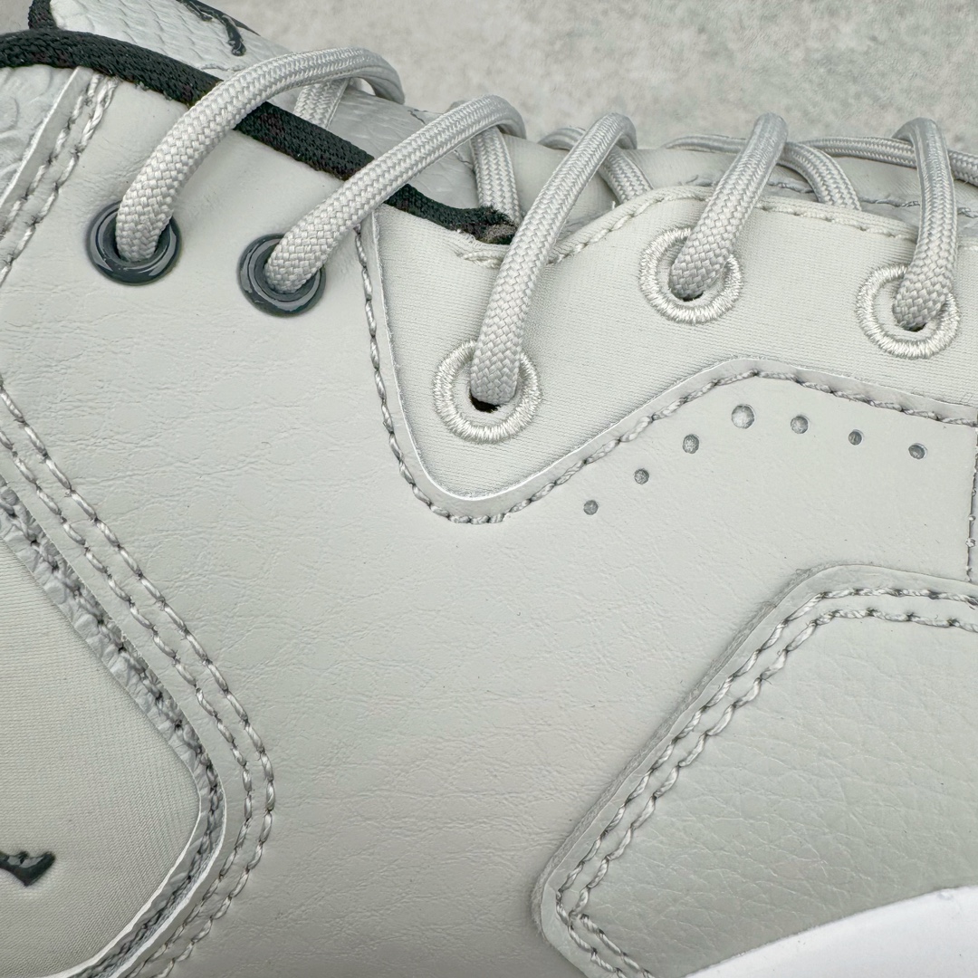 图片[15]-＃PB纯原福利 Air Jordan Courtside AJ23 简版中帮复古休闲运动文化篮球鞋 AR1000-002 市面唯一纯原批次 全套原纸板楦头开发 原厂大底磨具加持立体防滑纹理 原装可视Air Sole气垫 原汁原味最完美的版型 唯一正确鞋头趴度弧度高度鞋身腰线 作为AJ3到AJ4之间的过渡产品 之所以被称为AJ3的简版 它们的造型非常的相似但是也有一些差异 鞋面采用耐磨的牛剖层和人造革鞋面搭配 后跟可以明显看见Air Max气垫 出色的包裹效果让鞋子脚感非常舒适 也让脚掌以及脚面更加的贴合鞋子 在双脚落地产生冲击力的同时 可视气垫可以有效减缓力道 提高鞋子整体的稳定性 既能起到减震的作用 又能保证双足舒适的脚感 另外灵敏的Phylon中底以及鞋帮的设计 锁住双足 也为前掌提供了有效的包裹 内衬部分采用了透气的织物材料 为脚部的舒适脚感提供了充足的条件 最后就是大底部分 大底采用的是橡胶材质 无论是日常压马路还是简单的运动 都是可以驾驭 鞋底水波纹以及其他不规则图案 也保障了鞋子充足的防滑性以及耐磨性 尺码：36 36.5 37.5 38 38.5 39 40 40.5 41 42 42.5 43 44 45 46 47.5-选品中心