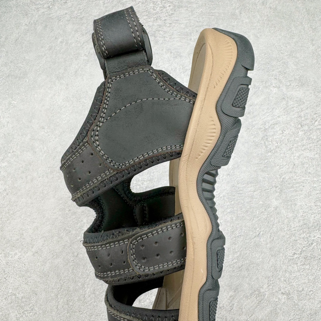 图片[7]-ECCO爱步男鞋2024夏季新款户外凉鞋 沙滩鞋男鞋 越野系列新品 酷爽夏日出行 褪去厚重和繁琐的束缚 百看不厌的拼接鞋面，个性走势畅游盛夏 鞋面采用抽绳扣，适应各种脚型 防撞鞋头构造 橡胶半包结构 形成防撞保护 避免磕碰 采用MD按摩垫脚，U型结构包裹脚跟缓解疲劳 后跟魔术贴条 粘合强防止掉脚 回弹轻便鞋底 耐磨抗老化，具有较强抓地性和耐磨性，稳固支撑 尺码：38 39 40 41 42 43 44 45（皮鞋码）-选品中心