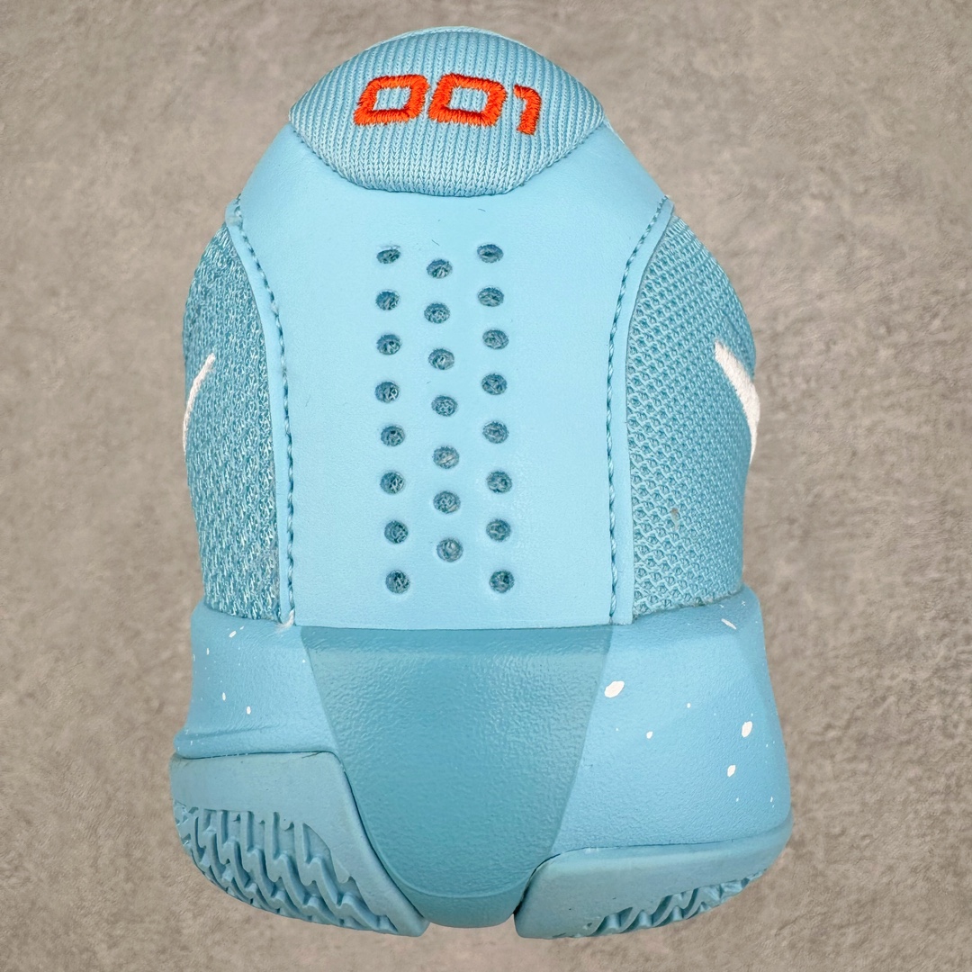 图片[8]-NK Air Zoom G.T. Cut Academy EP GT男/女篮球鞋 蓝色 HF5705-414 NK首度推出G.T. Cut 系列的平价款式G.T. Cut Academy，外型维持一贯的流线型设计。不同价格的款式，让不同需求的球友也能入手适合自己的球鞋。足底出色抓地设计，助你瞬息急停，随意变速，轻松摆脱对手，驰骋赛场。匠心底纹从后跟延伸至鞋头，铸就急起急停的强劲抓地表现，助力实现侧向突破和快速移步。鞋款采用出众回弹设计，为切入、转向和移步篮筐提供出色的能量回馈。回弹性能带来弹力充沛的迈步体验，让你爆发疾速。前足搭载 Zoom Air 缓震配置，助你在赛事升温之际迅猛出击。足底缓震配置带来舒适比赛体验。中底搭载厚实泡绵，营造非凡舒适的支撑感受。该鞋款可轻松驾驭坚硬地面，助力鏖战。尺码：36 36.5 37.5 38 38.5 39 40 40.5 41 42 42.5 43 44 44.5 45 46-选品中心