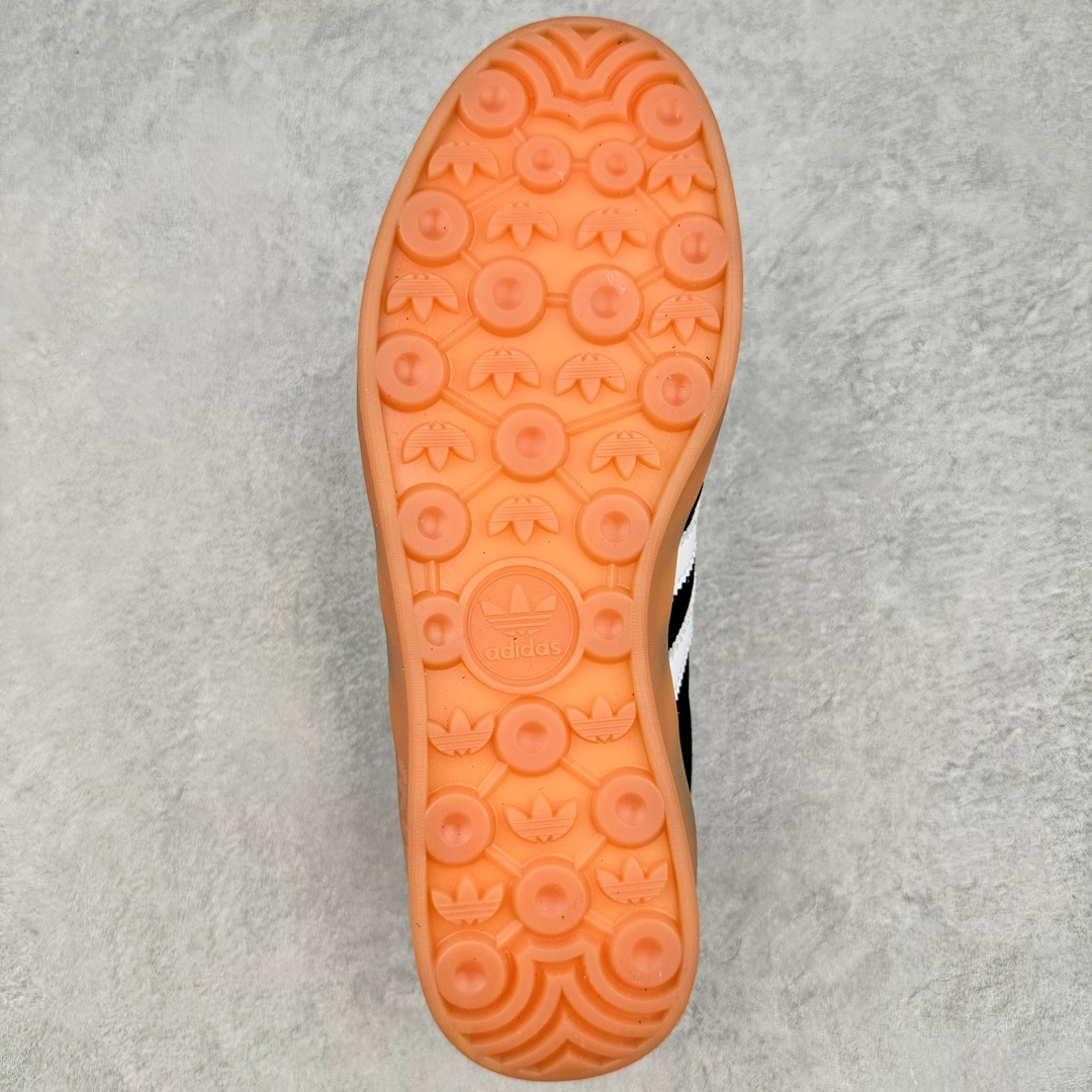 图片[9]-＃福利特价 AD Gazelle Indoor Trainers 羚羊内训系列低帮复古百搭休闲运动德训风板鞋 90年代经典的复刻版！自60年代以足球训练鞋面世以来,Gazelle就以其经典设计席卷全球。1991年版本的复刻,再造经典Gazelle。采用皮革打造,搭配浊色细节,让这款经典更加简约。尺码：36 36⅔ 37⅓ 38 38⅔ 39⅓ 40 40⅔ 41⅓ 42 42⅔ 43⅓ 44 44⅔ 45-选品中心