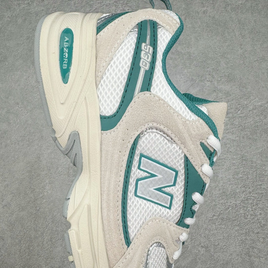 图片[6]-New Balance NB530 新百伦复古透气跑步鞋 抛弃过往以皮革为主的人气轮廓 以极具复古风范的跑鞋外观呈现 设计上全鞋以简约清爽的纯白色作基底 鞋身覆盖大面积织物网眼材质 并于鞋头、鞋带孔眼片等细节处点缀对比鲜明的反光银镀层凸显 鞋舌、侧身等位置则辅以一贯的「N」字标志和品牌徽标彰显身份 最后通过搭载的 ABZORB 缓震中底完善整体造型 尺码：36 37 37.5 38 38.5 39 40 40.5 41 42 42.5 43 44 45-选品中心