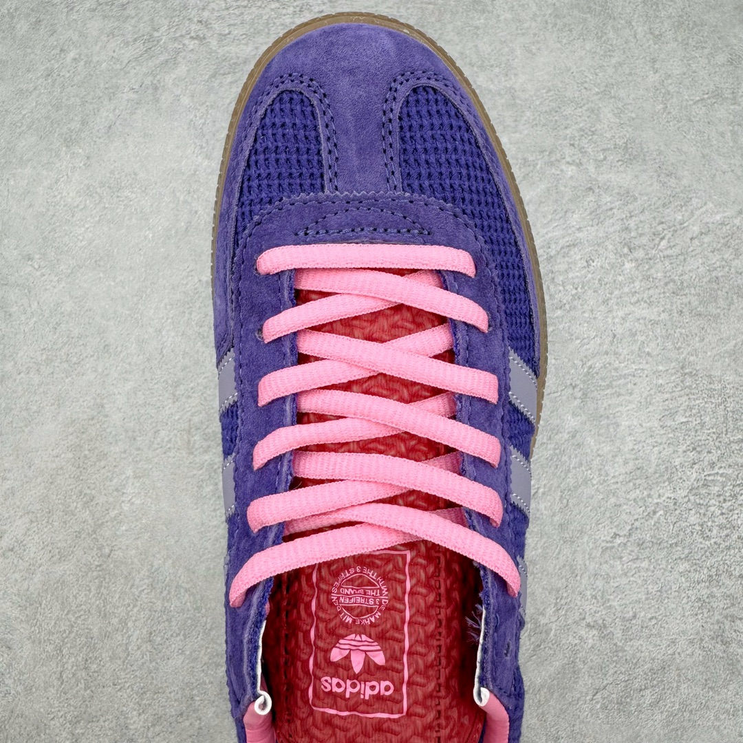 图片[4]-AD Originals Handball SPZL 手球运动员系列百搭休闲运动板鞋 II0055 这款来自阿迪达斯的这款HANDBALL SPZL前身是一双手球运动鞋，这一次拿来复刻，所以鞋面的主要色彩选用了黑色， 鞋面外侧除了Spezial字母之外还有三叶草标志。Handball SPZL作为复古手球训练鞋与作为室内足球鞋的Samba有着异曲同工之处，但是质感更为出众的鞋身以及丰富的配色选择比起Samba来讲可以说是更胜一筹了！尺码：36 36⅔ 37⅓ 38 38⅔ 39⅓ 40 40⅔ 41⅓ 42 42⅔ 43⅓ 44 45-选品中心