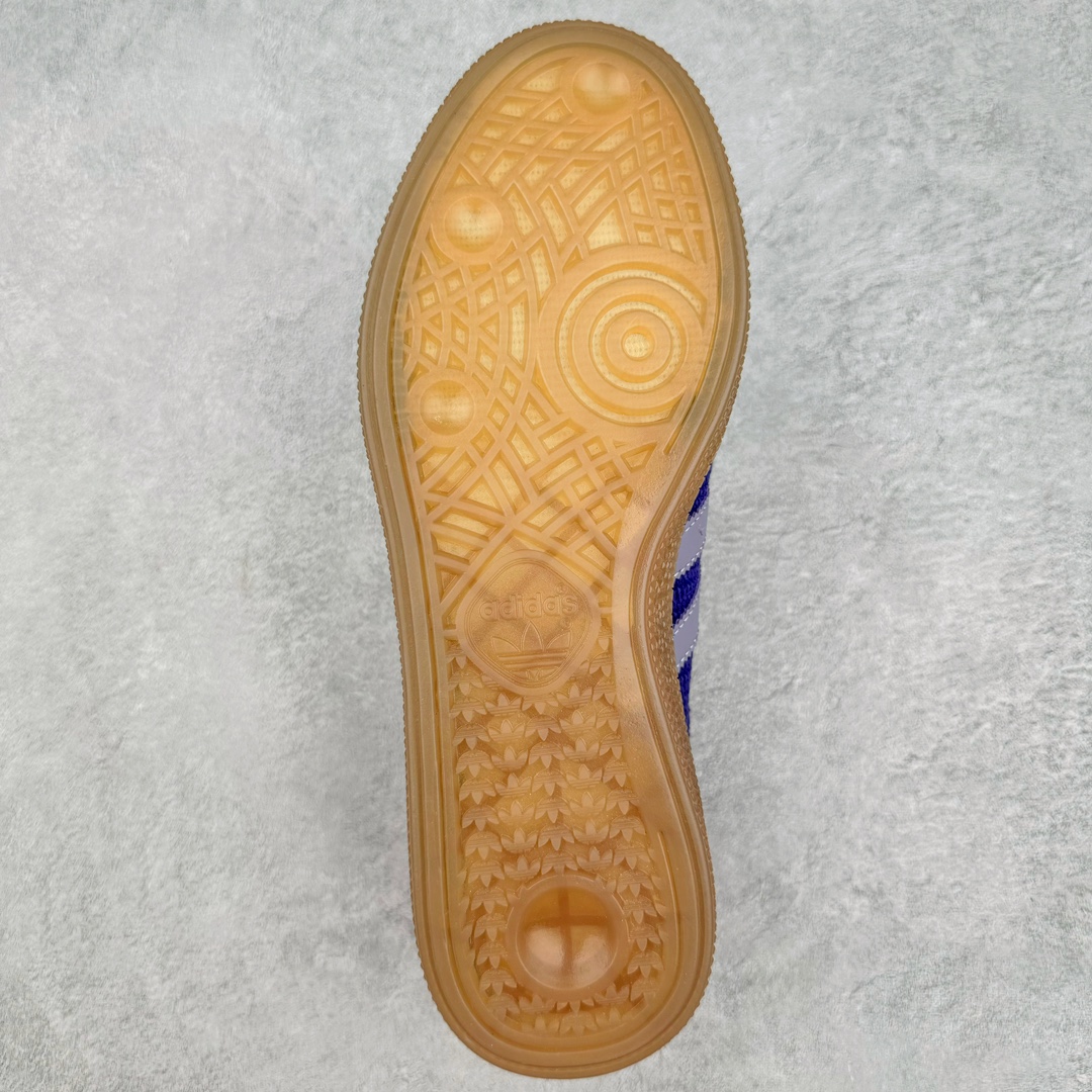 图片[9]-AD Originals Handball SPZL 手球运动员系列百搭休闲运动板鞋 II0055 这款来自阿迪达斯的这款HANDBALL SPZL前身是一双手球运动鞋，这一次拿来复刻，所以鞋面的主要色彩选用了黑色， 鞋面外侧除了Spezial字母之外还有三叶草标志。Handball SPZL作为复古手球训练鞋与作为室内足球鞋的Samba有着异曲同工之处，但是质感更为出众的鞋身以及丰富的配色选择比起Samba来讲可以说是更胜一筹了！尺码：36 36⅔ 37⅓ 38 38⅔ 39⅓ 40 40⅔ 41⅓ 42 42⅔ 43⅓ 44 45-选品中心