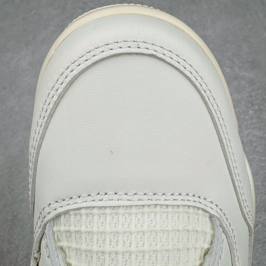 图片[15]-＃Ljr Air Jordan AJ4 Retro 盐白金属扣 AQ9129-170 圈内高端零售标杆 独家外贸特供 耗时半年巨作 全套原纸板楦头开发 原厂特供皮料加持 确保原汁原味 完美呈现四代版型 一比一鞋头弧度高度鞋身弧度 数据细节工艺流程均保持原鞋一致 原厂TPU网格鞋带扣 正确内里网布 菱角分明不变形无多余毛边 柔软性质感一致于原鞋 市场唯一原厂鞋扣模具 背面可见隐藏注塑口 原厂织唛标 原厂飞人电绣工艺 尾指中部跳三针 独家绑鞋带手法 印刷中底布 四线拉帮 米色美纹纸贴合固定 进口港宝加持 后跟自然饱满 全鞋荧光划线卡点 追求极致完美 每一双都是工艺品 多重QC质检 超越公司货的品控标准 实实在在的免检产品 尺码：40.5 41 42 42.5 43 44 44.5 45 45.5 46 47.5 48.5-选品中心