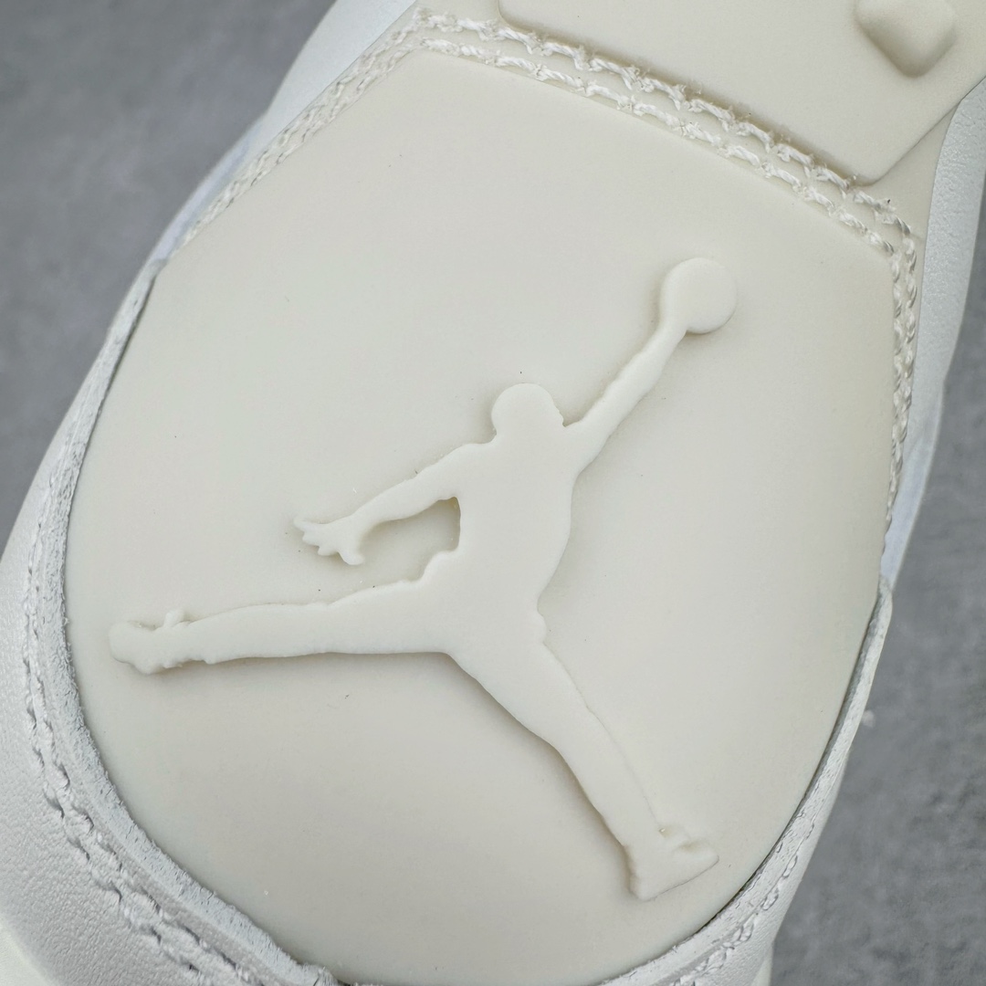 图片[16]-＃Ljr Air Jordan AJ4 Retro 盐白金属扣 AQ9129-170 圈内高端零售标杆 独家外贸特供 耗时半年巨作 全套原纸板楦头开发 原厂特供皮料加持 确保原汁原味 完美呈现四代版型 一比一鞋头弧度高度鞋身弧度 数据细节工艺流程均保持原鞋一致 原厂TPU网格鞋带扣 正确内里网布 菱角分明不变形无多余毛边 柔软性质感一致于原鞋 市场唯一原厂鞋扣模具 背面可见隐藏注塑口 原厂织唛标 原厂飞人电绣工艺 尾指中部跳三针 独家绑鞋带手法 印刷中底布 四线拉帮 米色美纹纸贴合固定 进口港宝加持 后跟自然饱满 全鞋荧光划线卡点 追求极致完美 每一双都是工艺品 多重QC质检 超越公司货的品控标准 实实在在的免检产品 尺码：40.5 41 42 42.5 43 44 44.5 45 45.5 46 47.5 48.5-选品中心