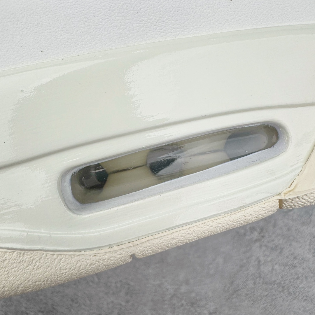 图片[18]-＃Ljr Air Jordan AJ4 Retro 盐白金属扣 AQ9129-170 圈内高端零售标杆 独家外贸特供 耗时半年巨作 全套原纸板楦头开发 原厂特供皮料加持 确保原汁原味 完美呈现四代版型 一比一鞋头弧度高度鞋身弧度 数据细节工艺流程均保持原鞋一致 原厂TPU网格鞋带扣 正确内里网布 菱角分明不变形无多余毛边 柔软性质感一致于原鞋 市场唯一原厂鞋扣模具 背面可见隐藏注塑口 原厂织唛标 原厂飞人电绣工艺 尾指中部跳三针 独家绑鞋带手法 印刷中底布 四线拉帮 米色美纹纸贴合固定 进口港宝加持 后跟自然饱满 全鞋荧光划线卡点 追求极致完美 每一双都是工艺品 多重QC质检 超越公司货的品控标准 实实在在的免检产品 尺码：40.5 41 42 42.5 43 44 44.5 45 45.5 46 47.5 48.5-选品中心