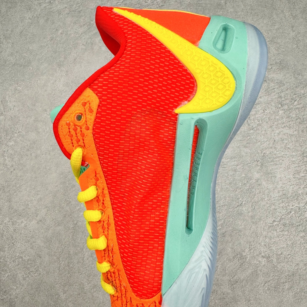 图片[7]-Nike Sabrina 1 \’lonic\’ 萨布丽娜一代签名减震防滑低帮篮球鞋 FQ3381-023 灵感来自 lonescu 的罗马尼亚传统 在前掌和鞋眼处采用特殊图案 向传统的罗马尼亚艺术和建筑致敬 它配备了全掌 NK React 缓震系统 并在前脚掌处配备了 Zoom Air 气垫 大胆的任何人任何地方 信息嵌入中底 象征着 lonescu的竞争精神以及她相信梦想家可以来自任何地方 该鞋还包括带锁定中足束带系统 以帮助固定脚部 Sabrina 1 的这款产品采用光子粉尘、无烟煤色、紫红色梦幻、浅烟灰色和浅骨色配色方案 尺码：40 40.5 41 42 42.5 43 44 44.5 45 46-选品中心