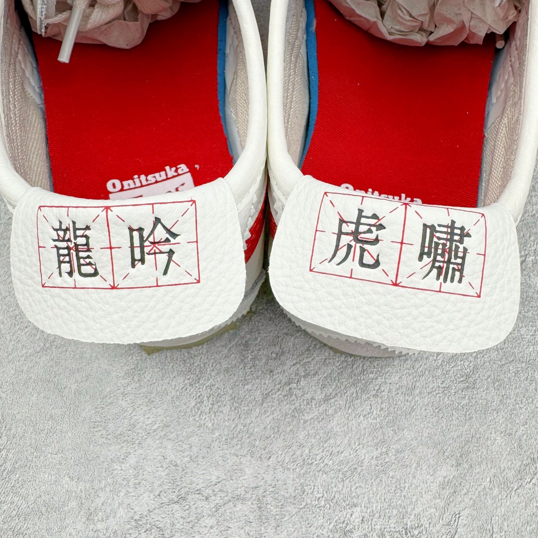 图片[18]-＃C版 Asics Onitsuka Tiger MEXICO 66 亚瑟士鬼冢虎复古经典板鞋 CNY 龙年限定 白红 市场王者选手 海外订单工厂出品 长期生产补货永不断码 超成熟稳定的做工品控 原装全套纸板楦头开发 原汁原味 完美呈现版型 私模正确鞋底咬花纹路 一比一鞋头弧度高度鞋身弧度 绝不口嗨 细节品控鞋型随意秒杀市面 原档咬花纹路私模大底 一个单元有六个三角形 总体形拼接呈现花瓣状 官方四联吊牌 原装Ortholite轻量化鞋垫 原盒原配 质保卡 说明书 钢印防尘纸 纸板中底带钢印 乳胶组合鞋垫 支持全方位的对比专柜 产品从款式颜色造型上体现出追求舒适和细节的完美 鞋类更是推崇手工制作的严谨与完美 融舒适性与可穿性的设计风格 注重细节的完美和别致魅力 既保持稳重 又不失轻松的时尚感 尺码：36 37 37.5 38 39 39.5 40 40.5 41.5 42 42.5 43.5 44 45-选品中心